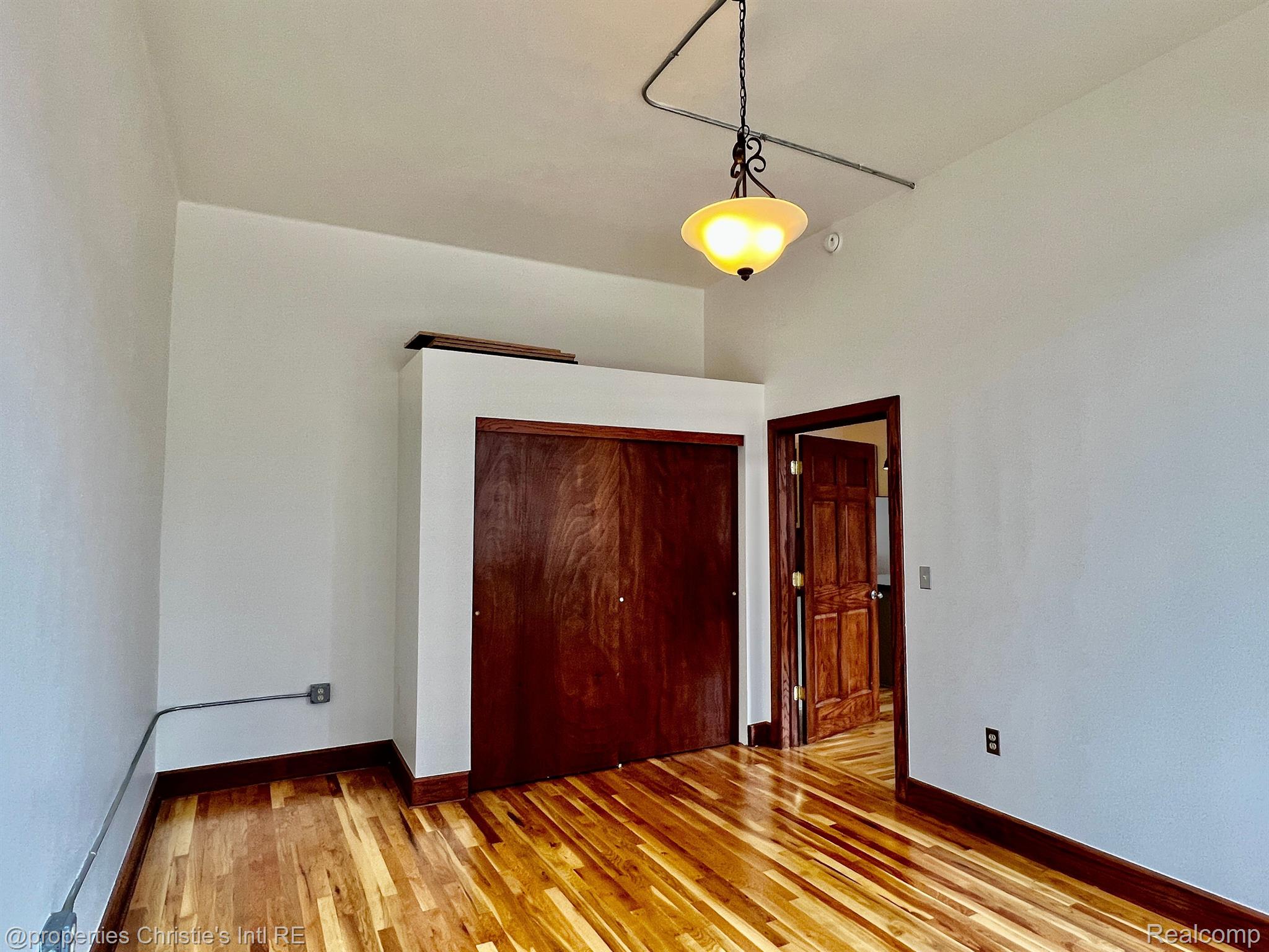 1395 ANTIETAM Avenue 35