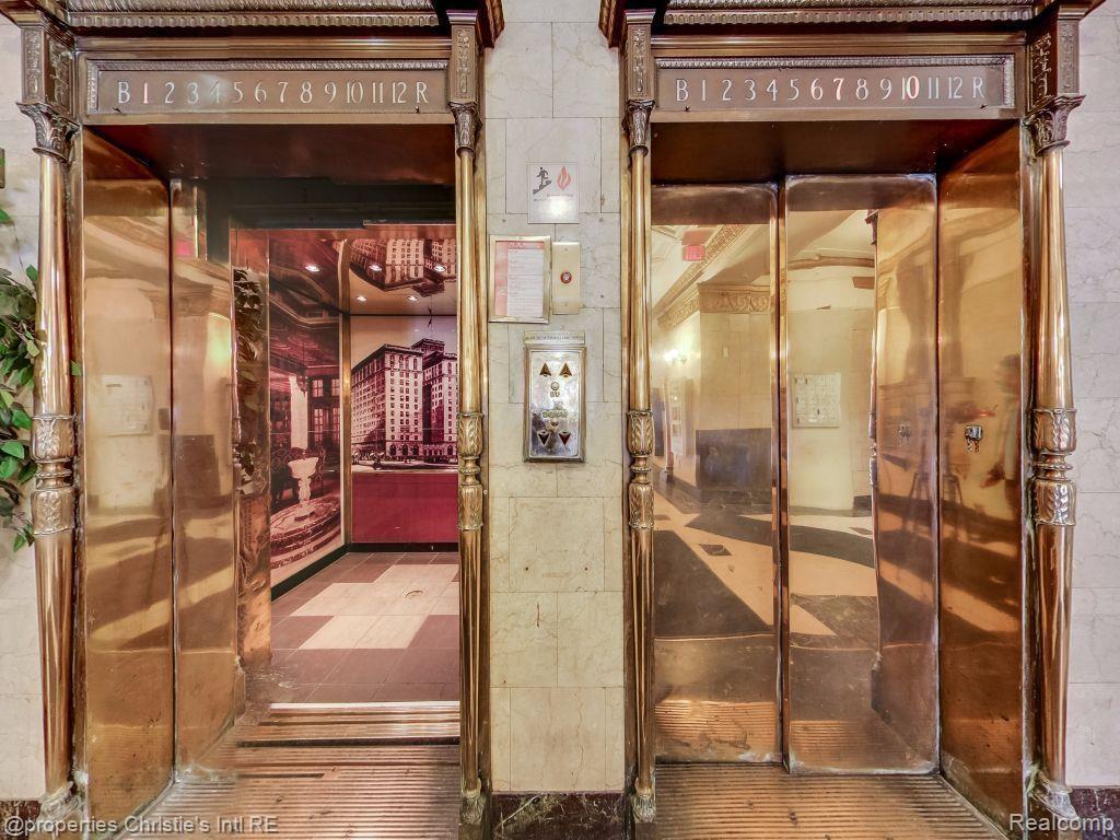 15 E KIRBY Street 404