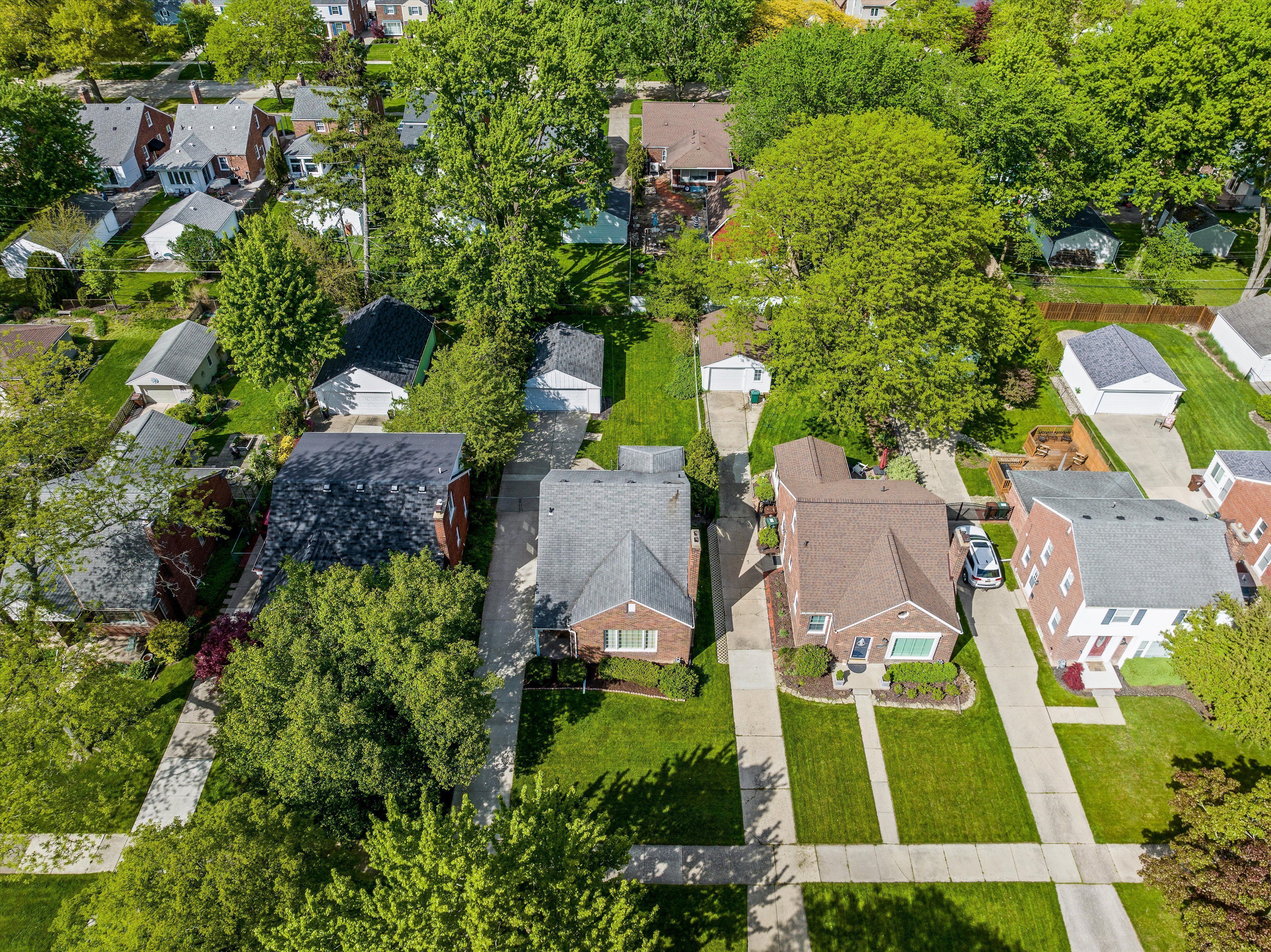 1922 MANCHESTER Boulevard