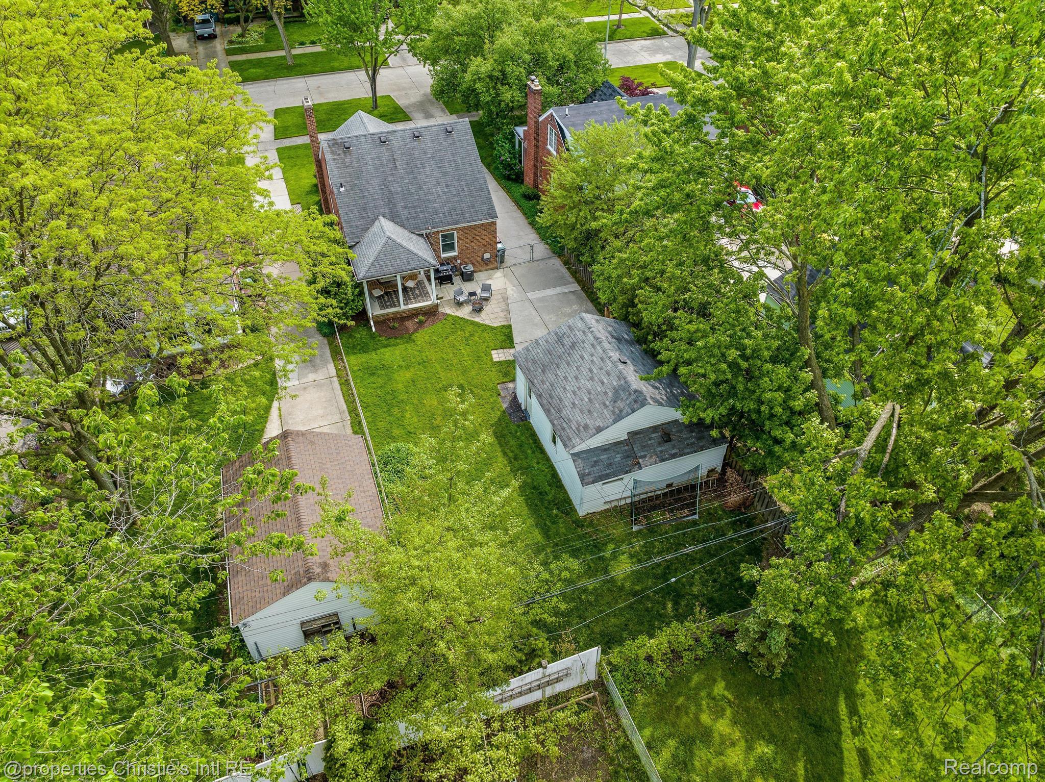 1922 MANCHESTER Boulevard