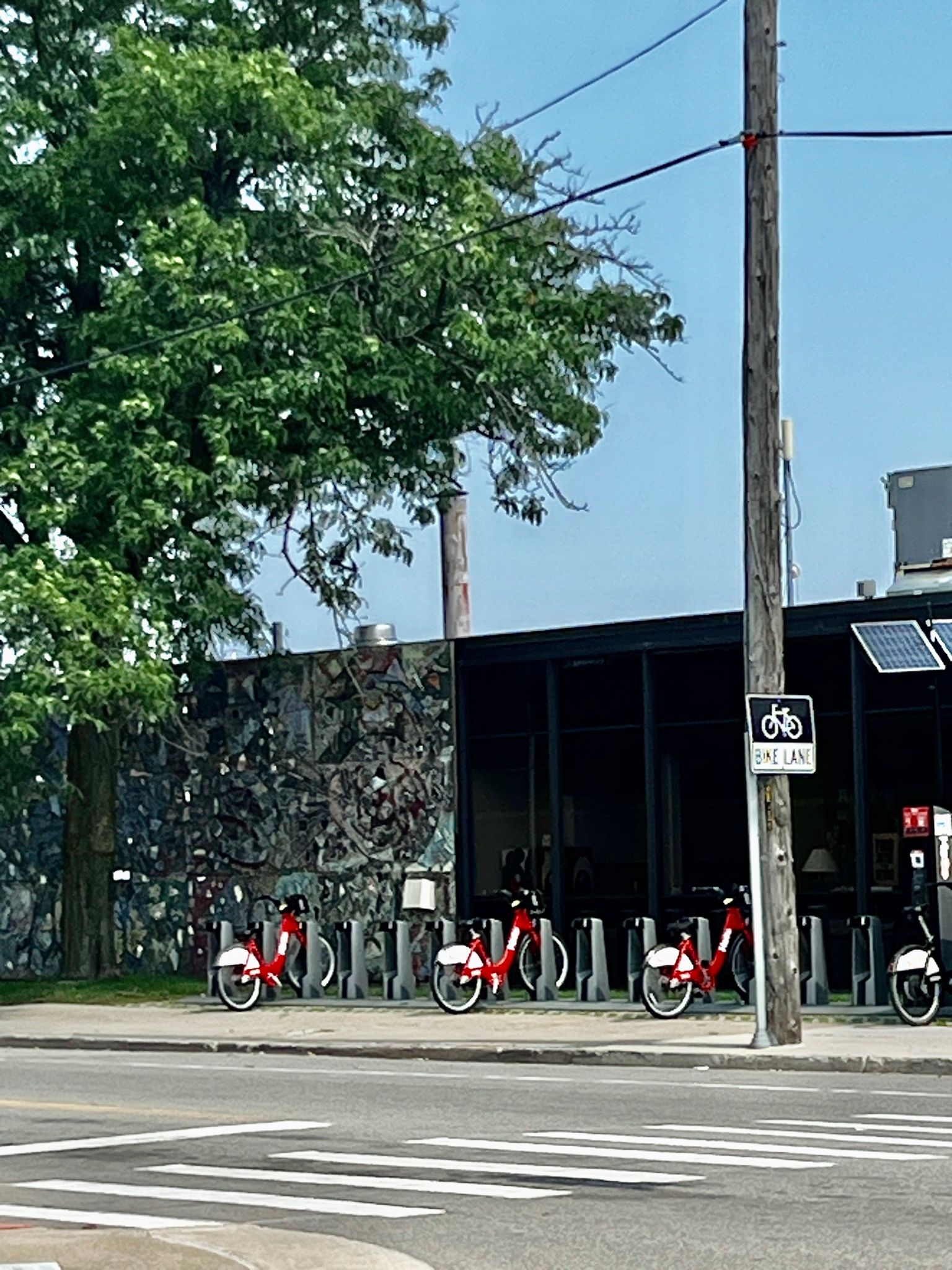 3434 RUSSELL Street 27-207