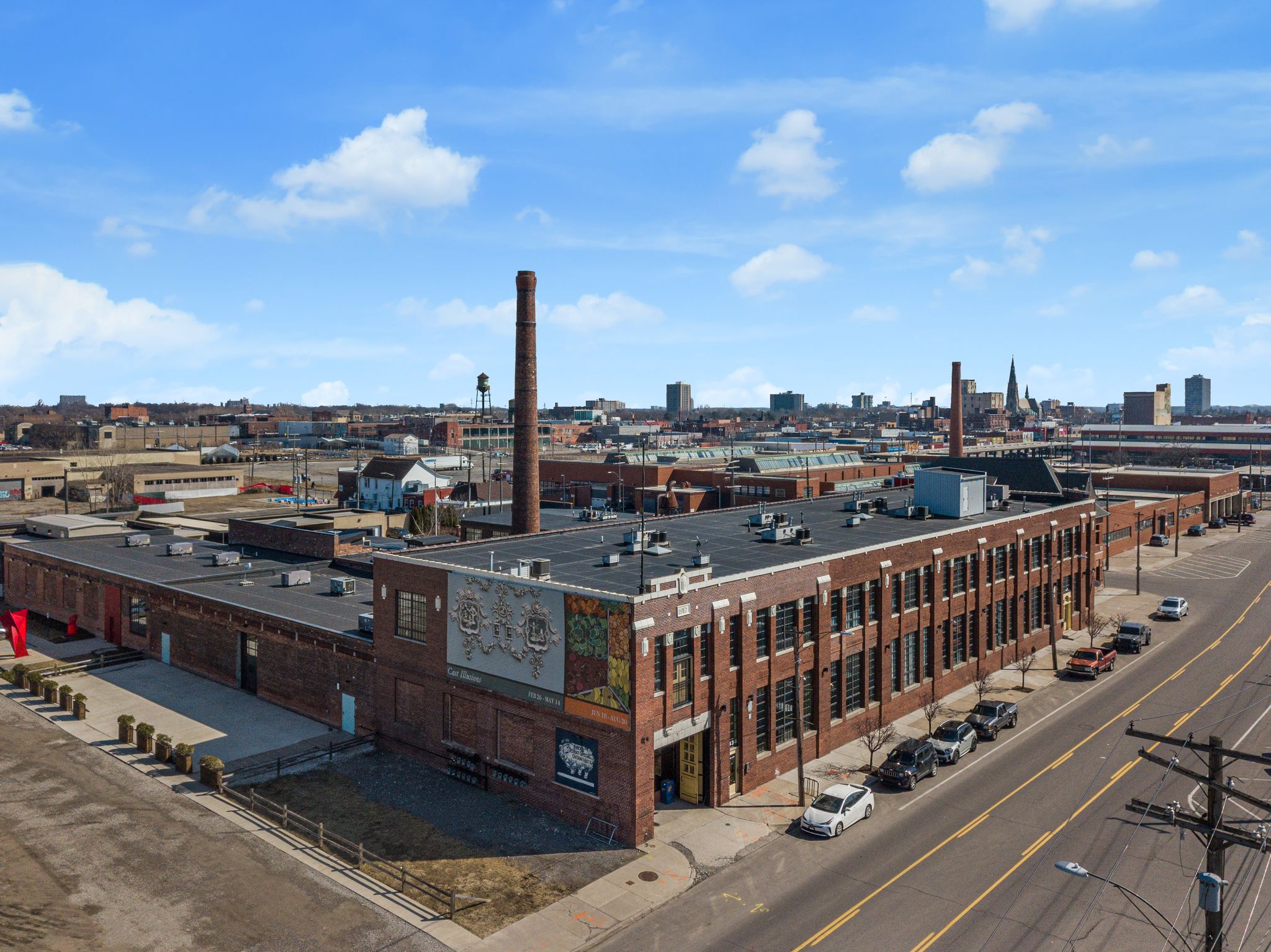 3434 RUSSELL Street 27-207