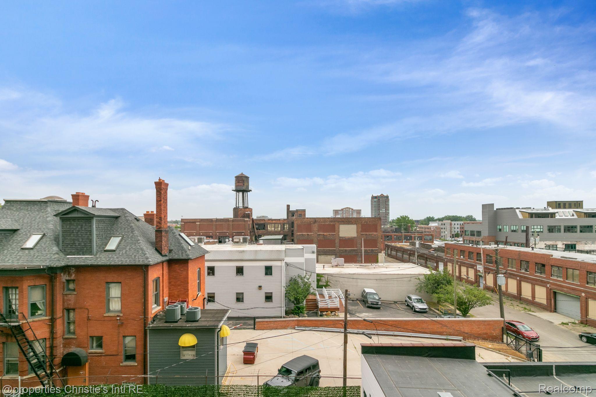 2900 E Jefferson Avenue C3