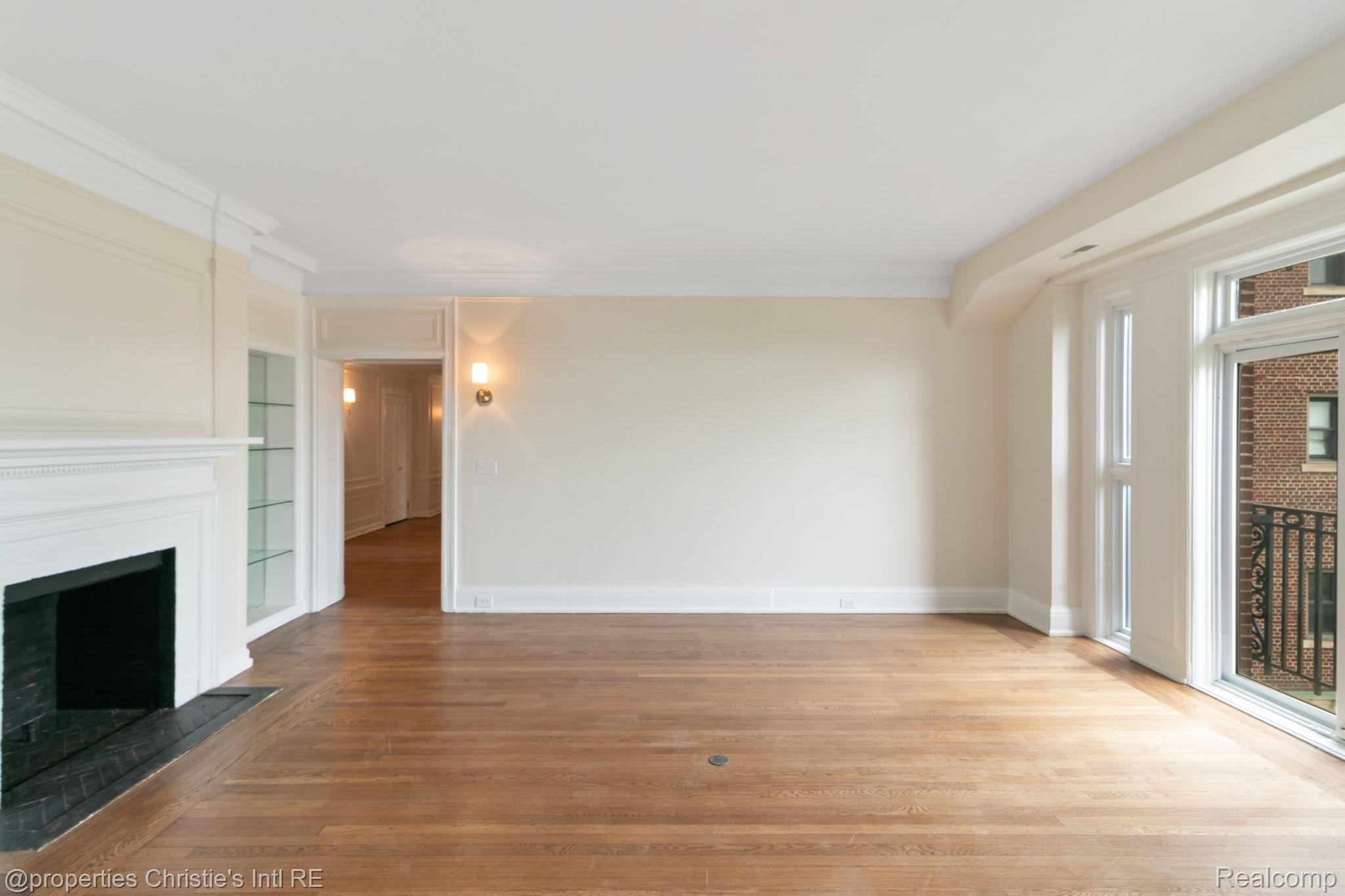 2900 E Jefferson Avenue C3