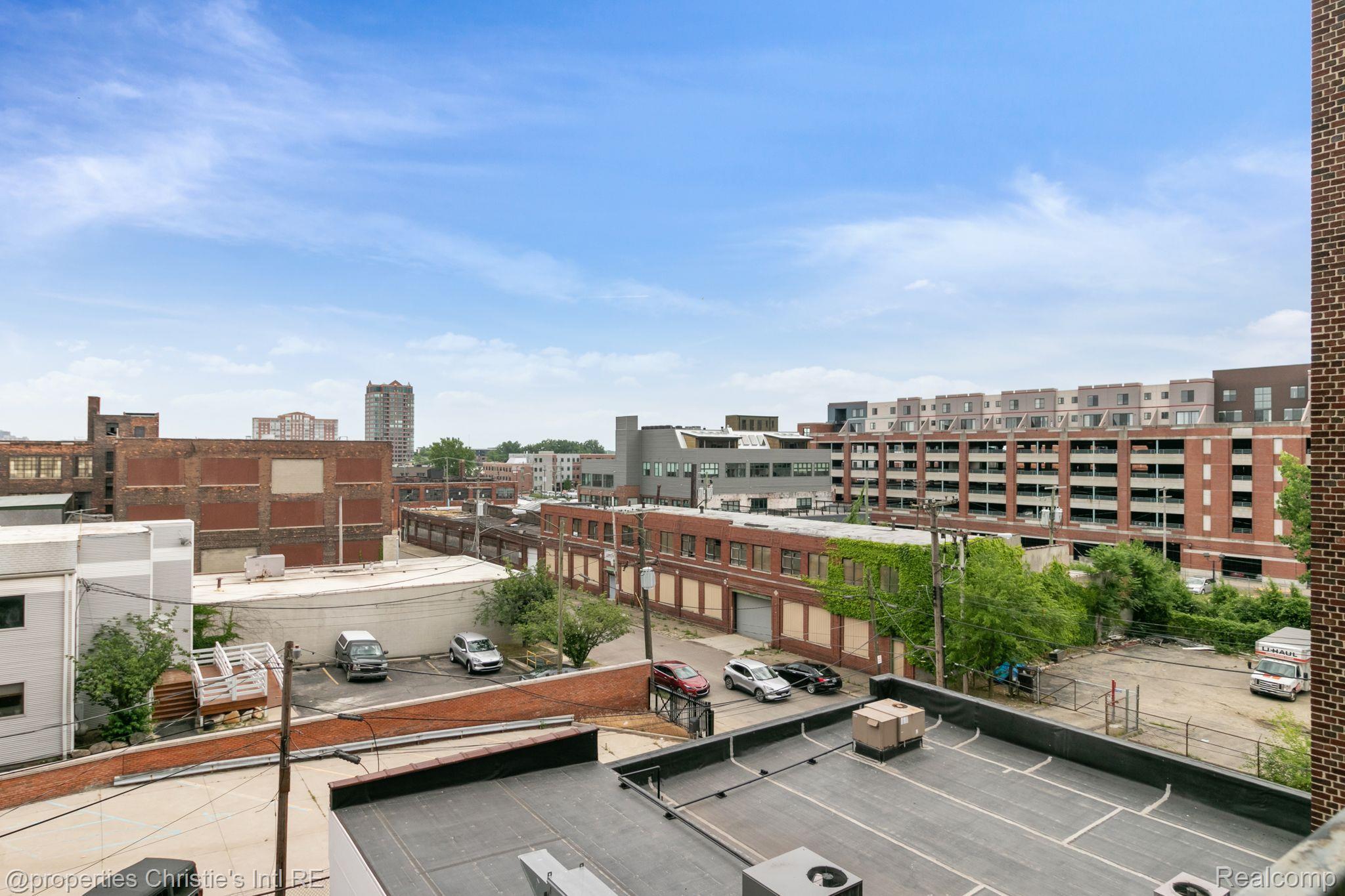 2900 E Jefferson Avenue C3