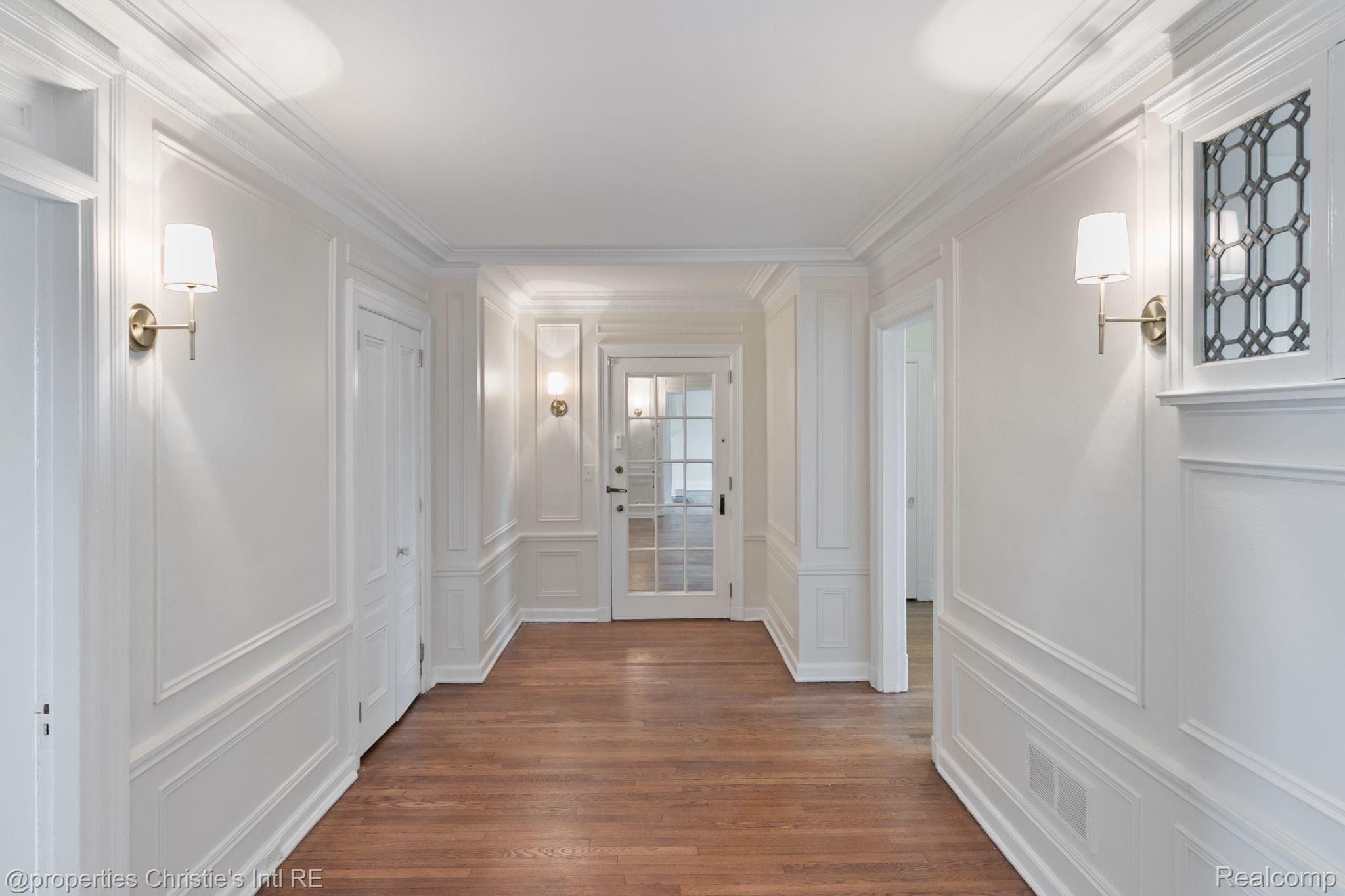 2900 E Jefferson Avenue C3
