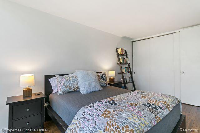 1418 Joliet Place