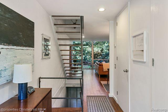 1418 Joliet Place