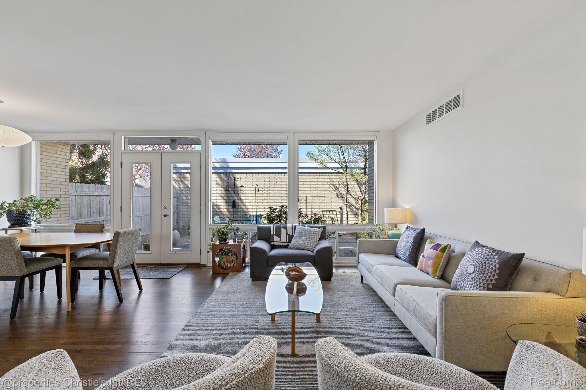 1701 Orleans