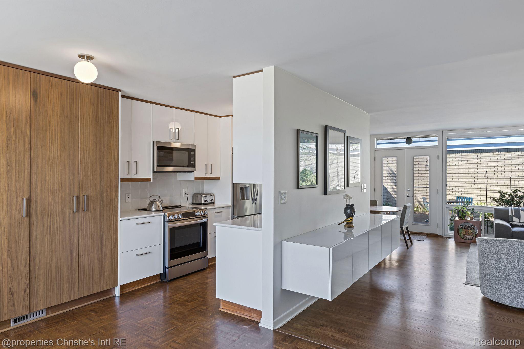 1701 Orleans