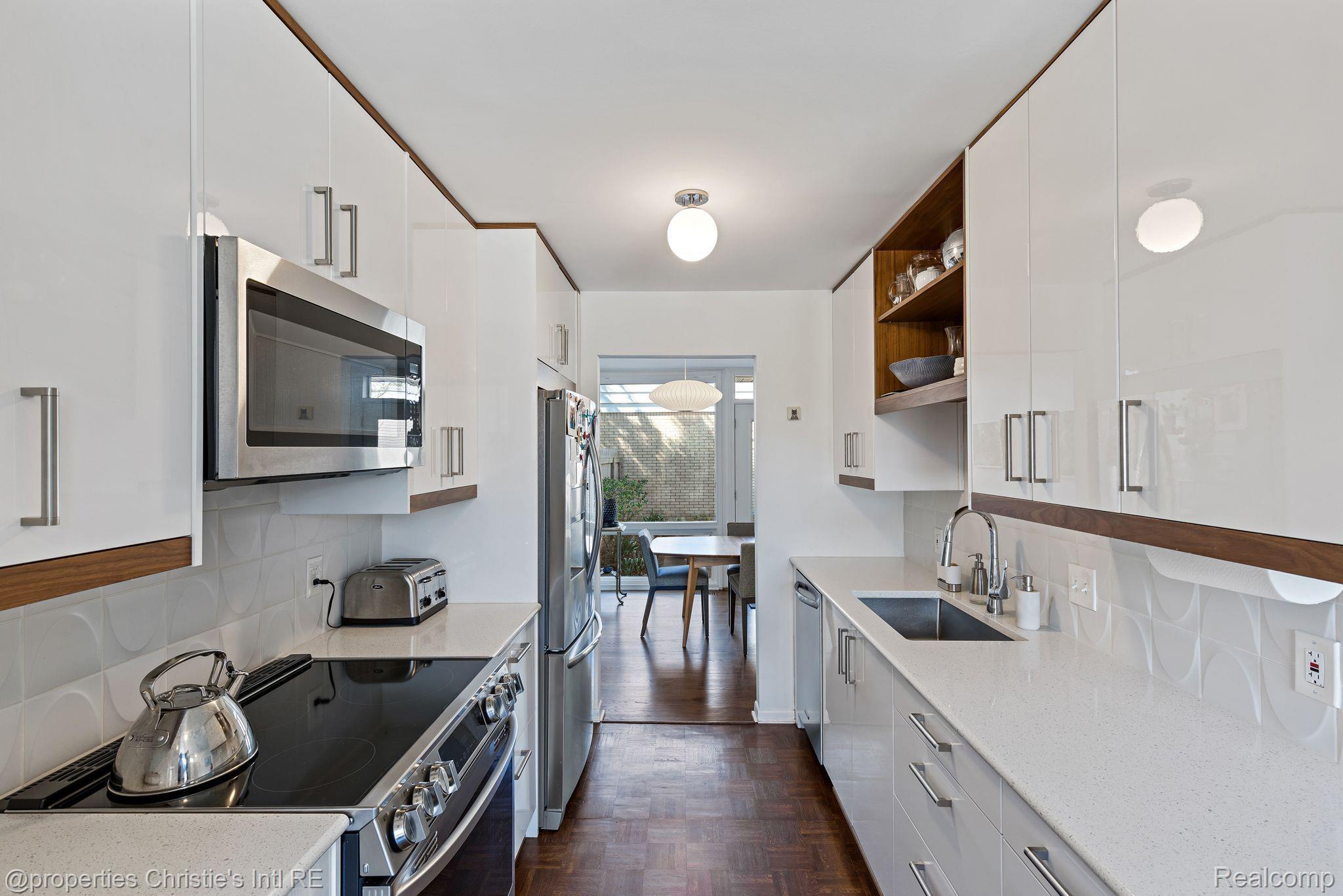 1701 Orleans