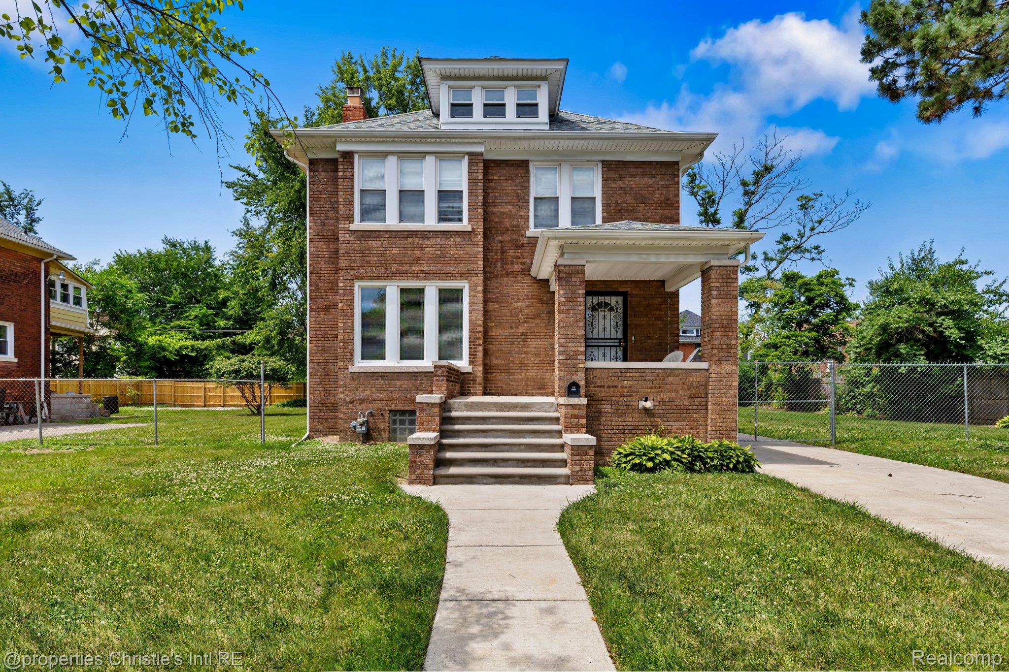 4032 Vicksburg Street