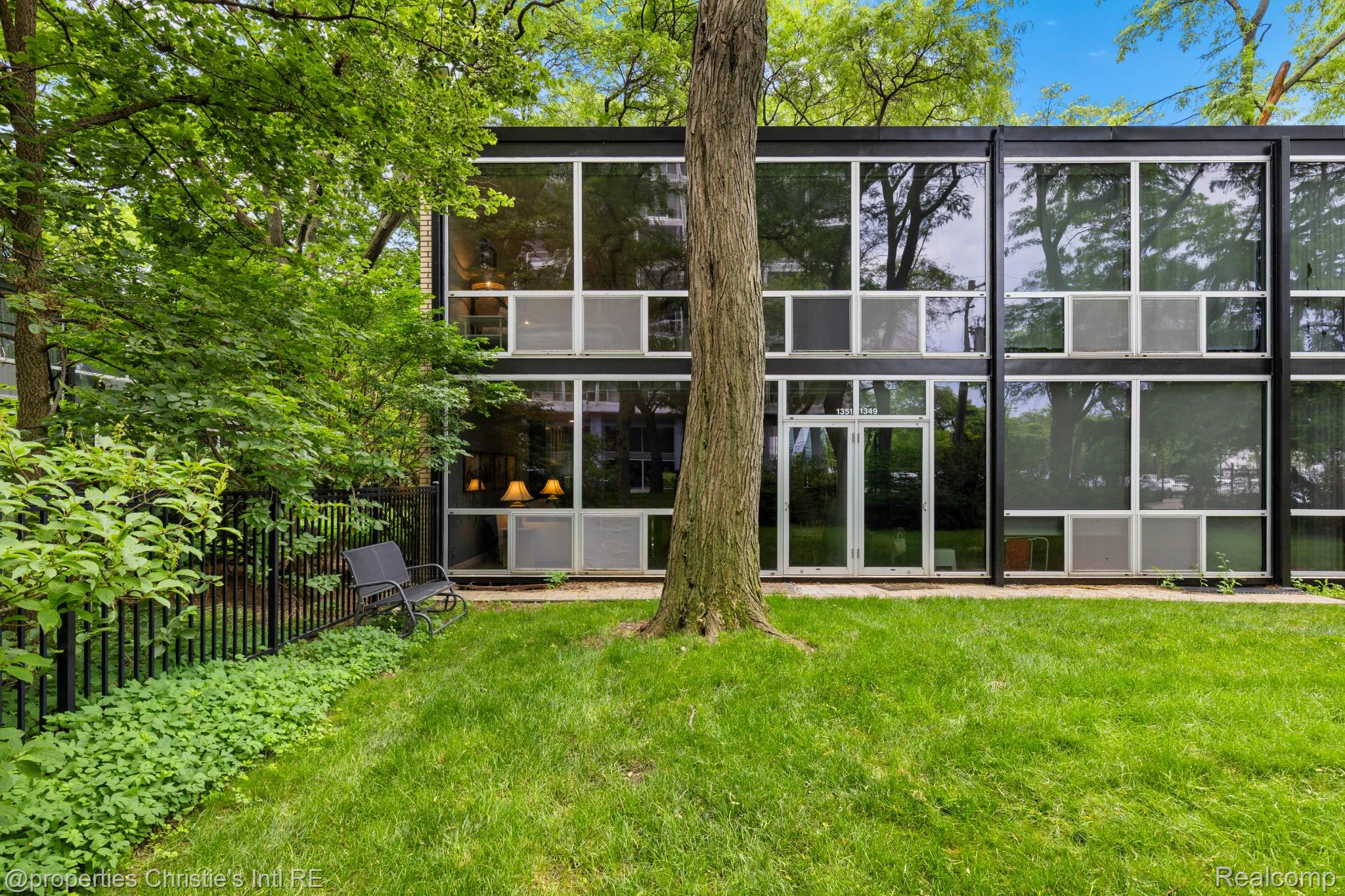 1351 Nicolet Place