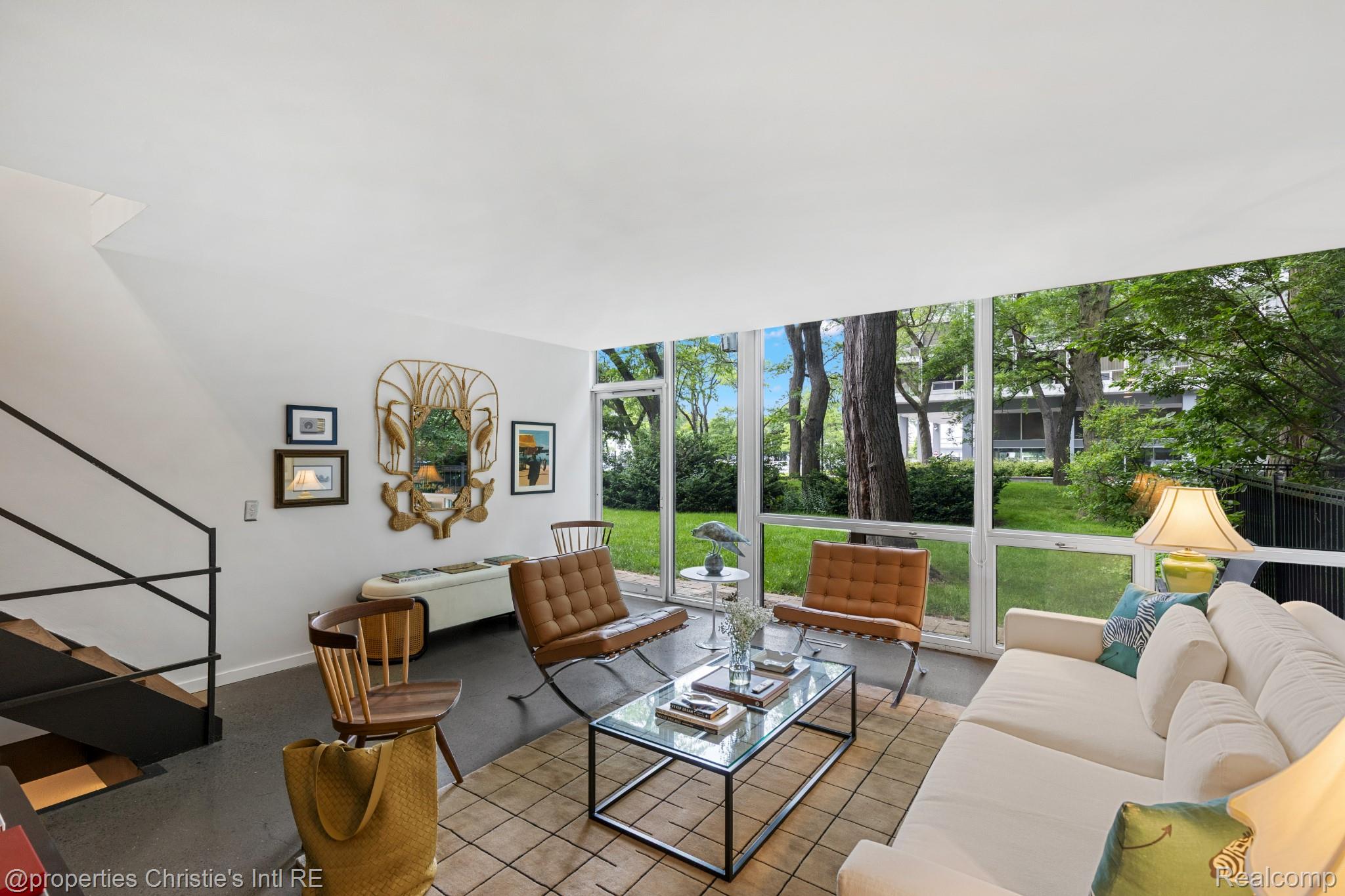 1351 Nicolet Place