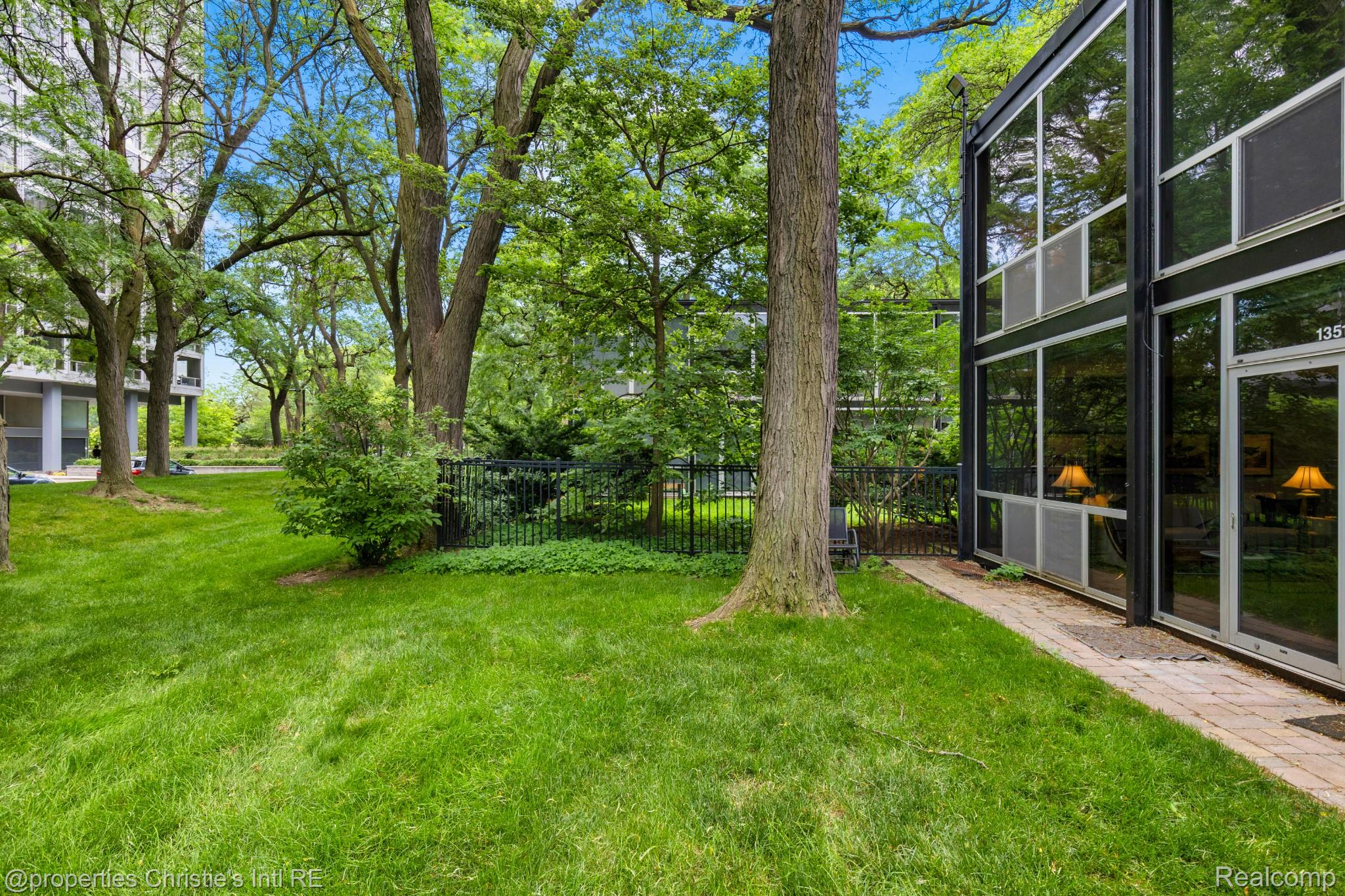 1351 Nicolet Place