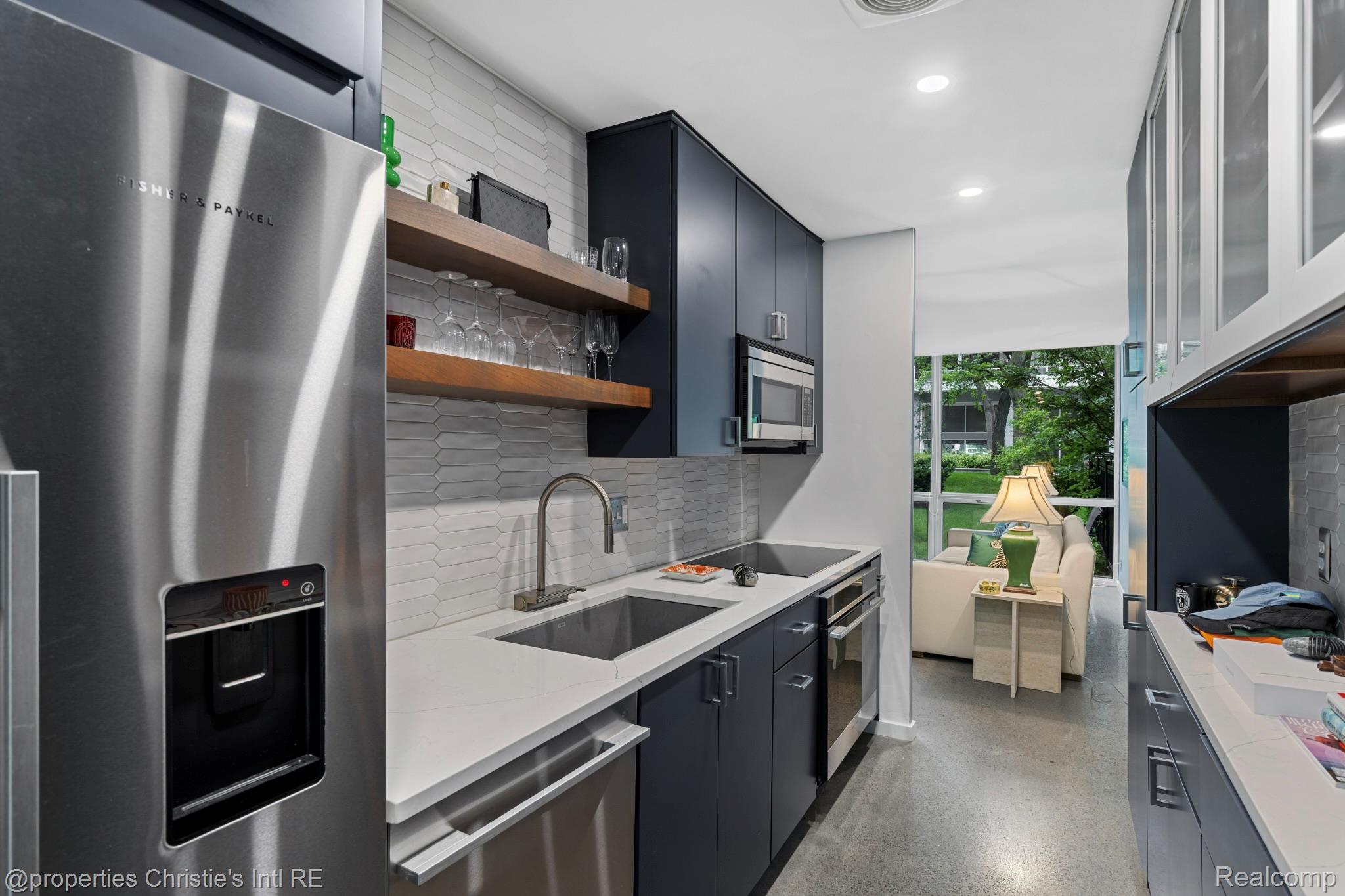 1351 Nicolet Place