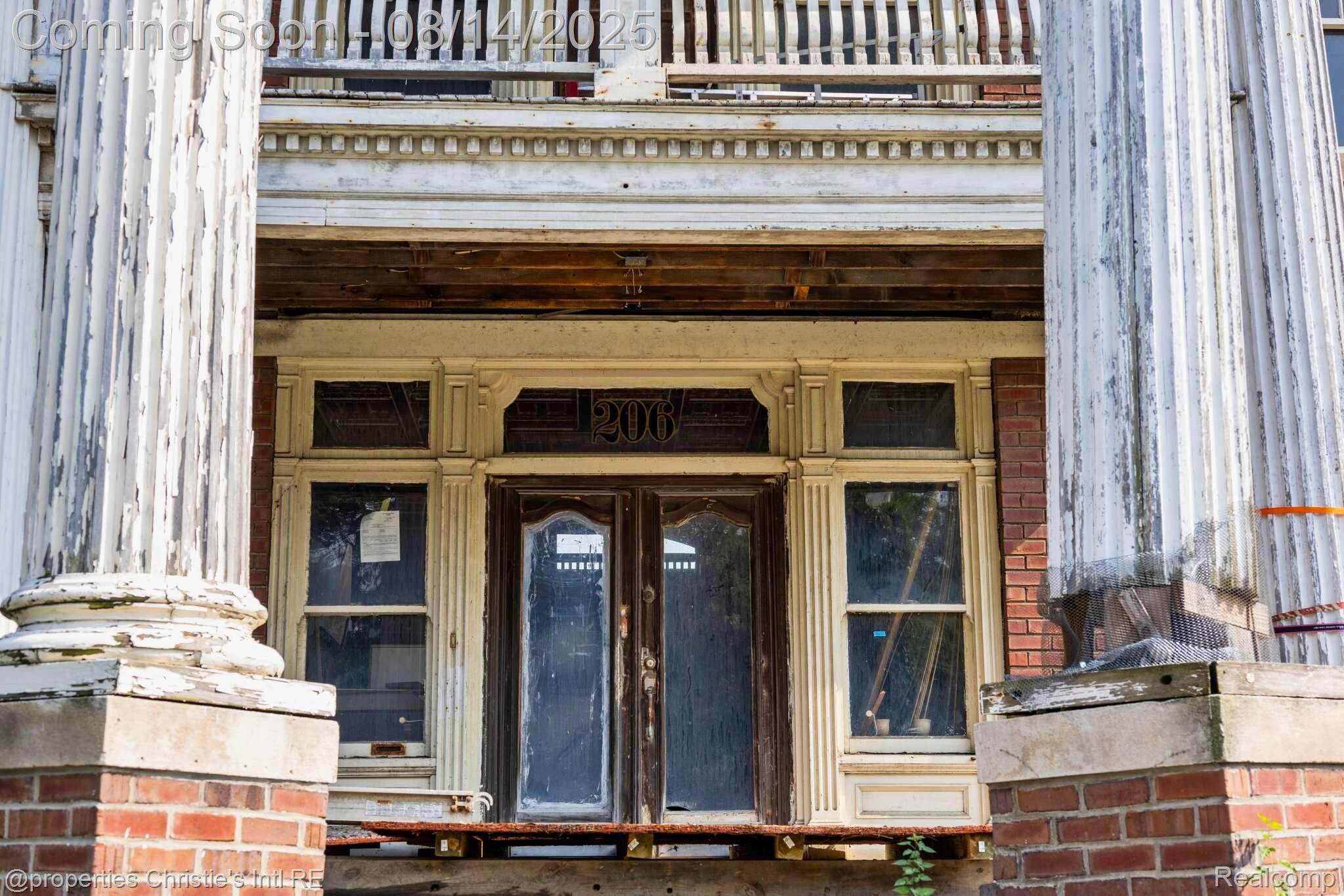 206 Eliot Street