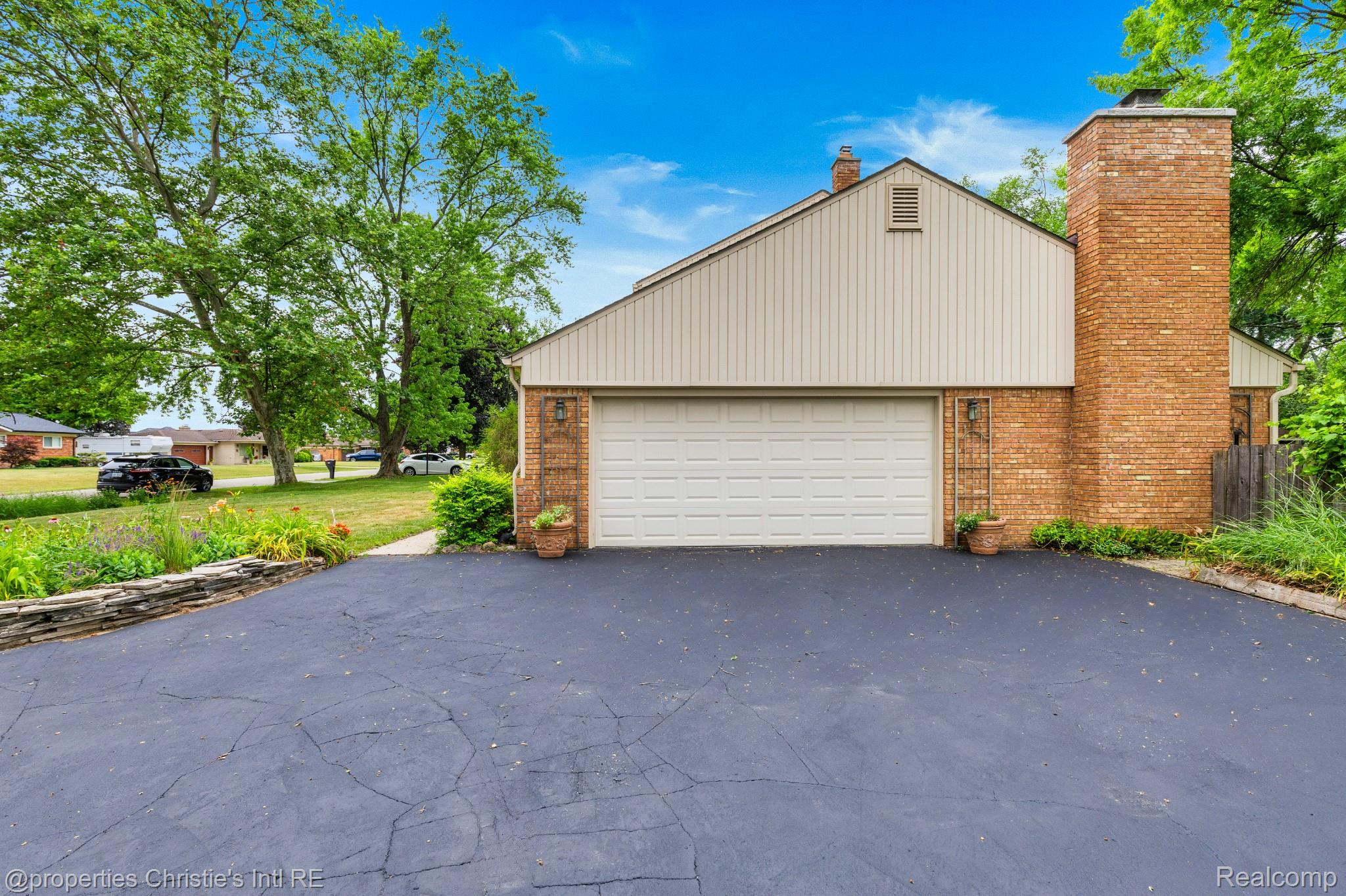 4247 Morningview Drive