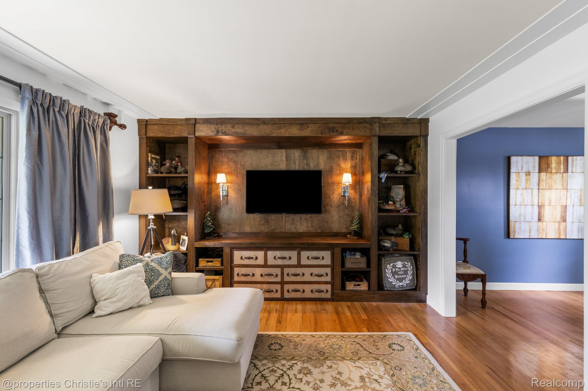 4247 Morningview Drive