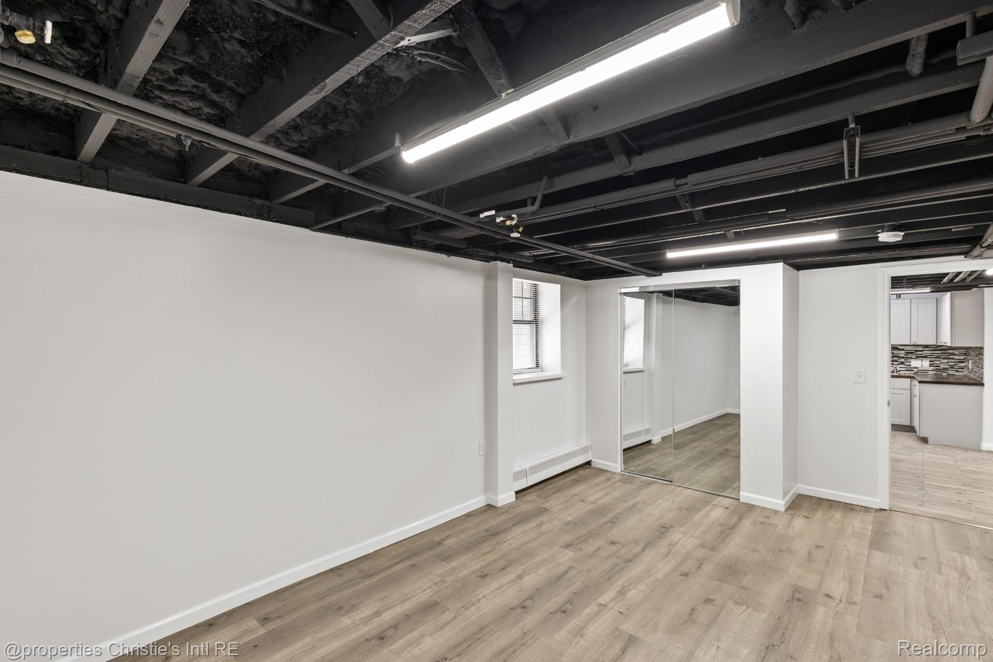 120 Seward Street U2