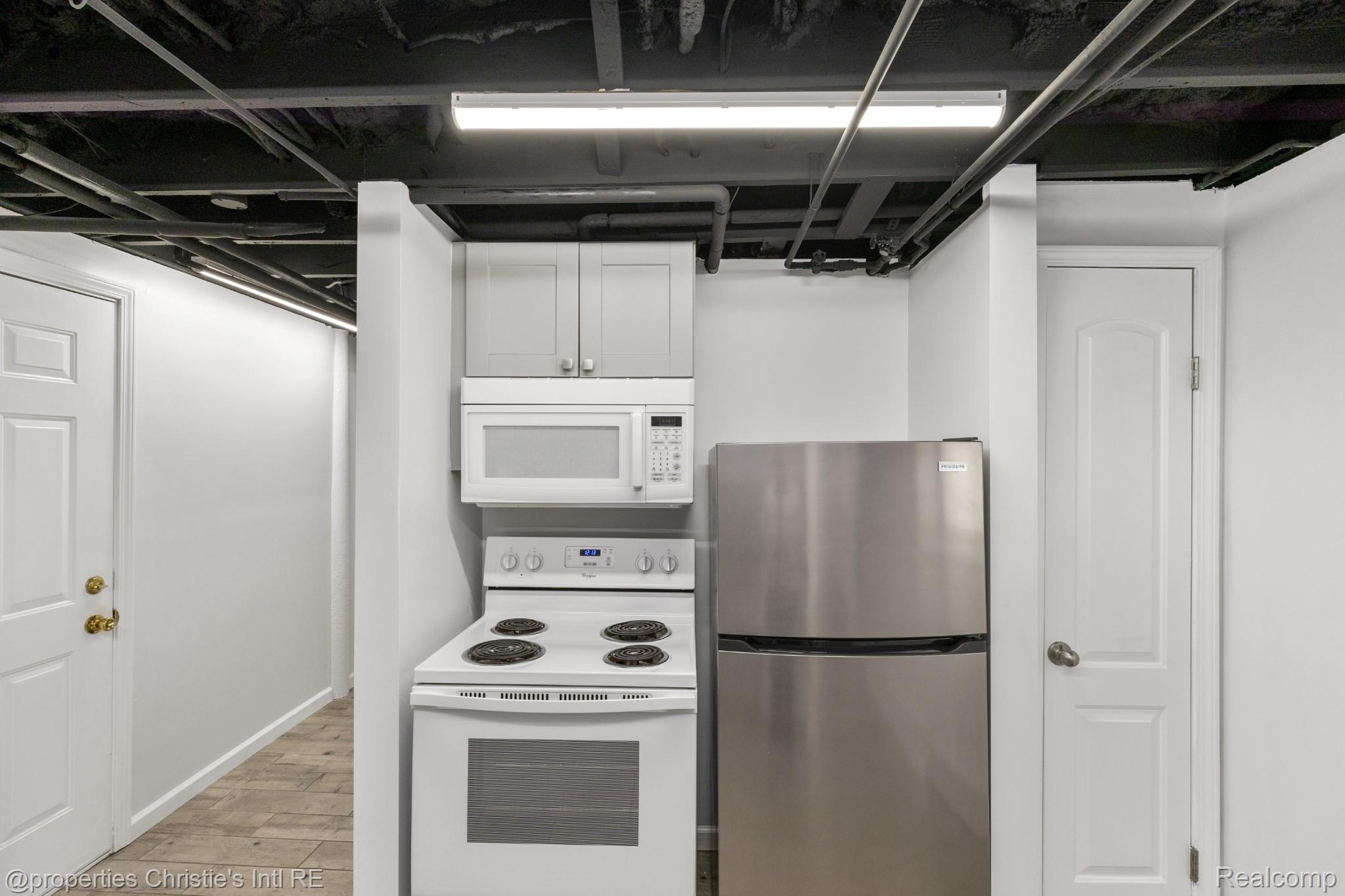 120 Seward Street U2