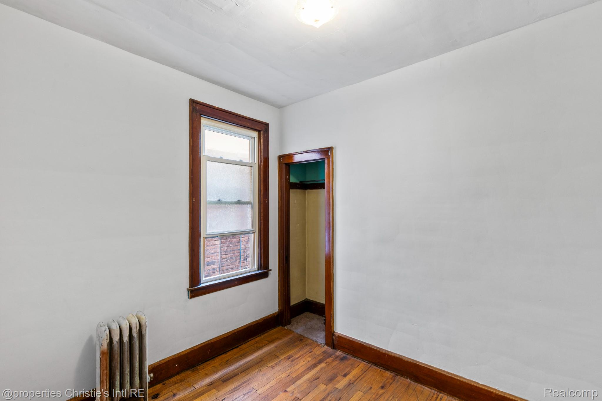 4772 Cecil Street