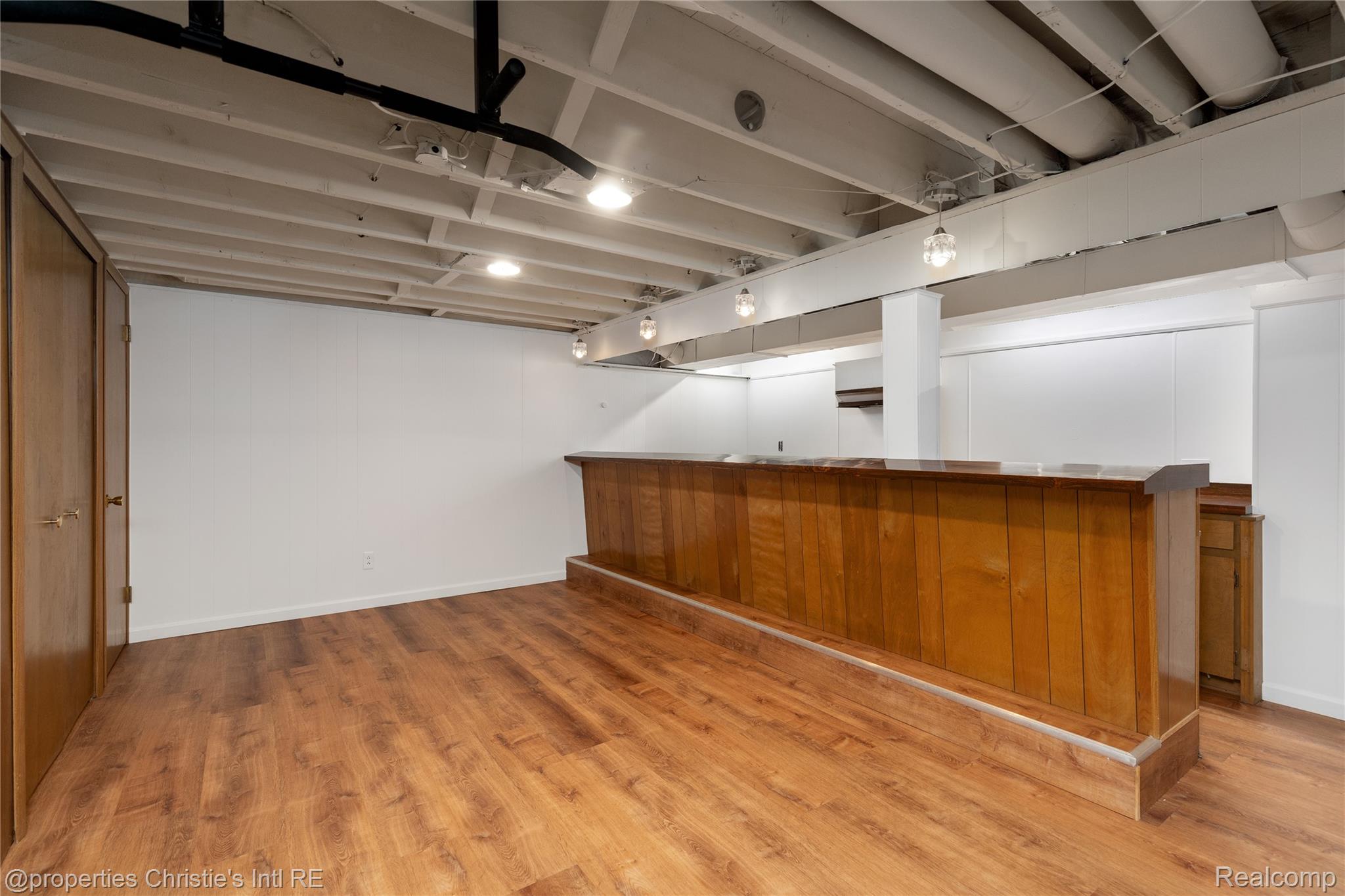 1522 Chateaufort Place