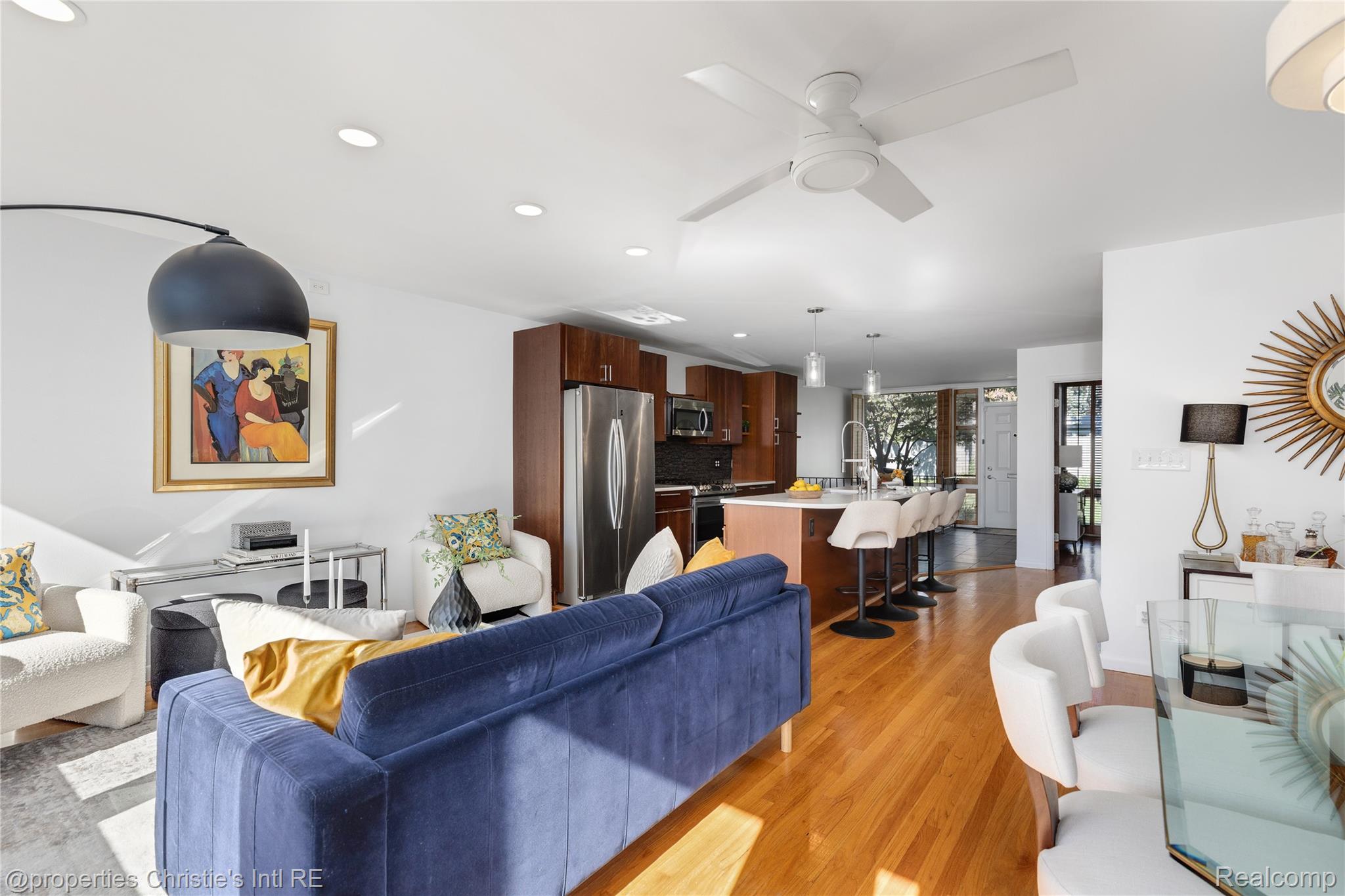 1522 Chateaufort Place
