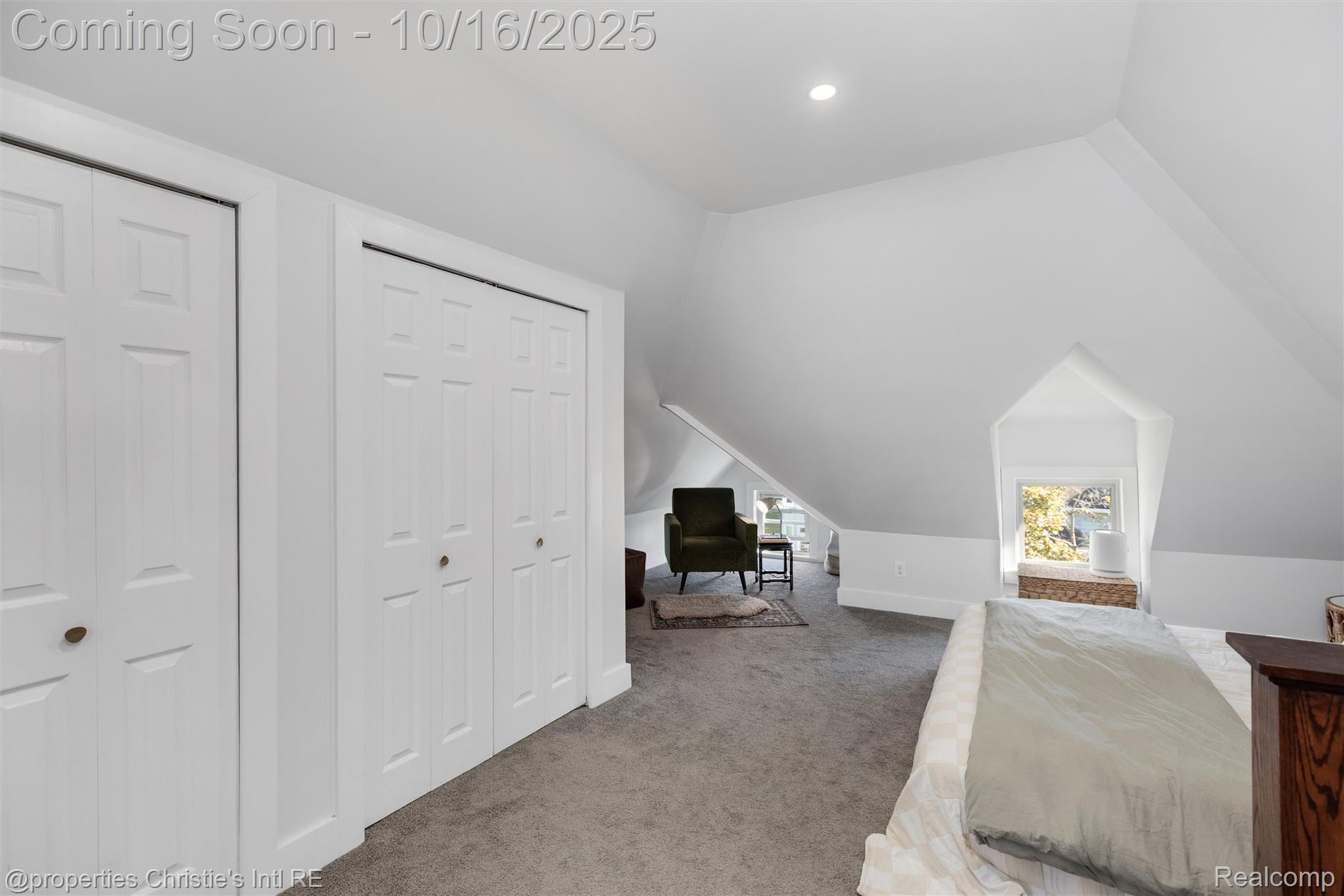 2517 Fischer Street