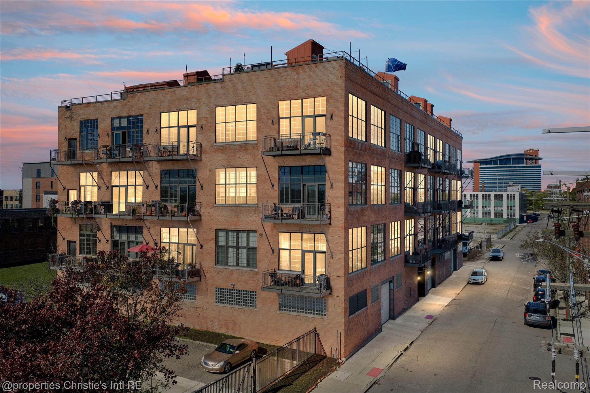 2003 Brooklyn Street 29/403