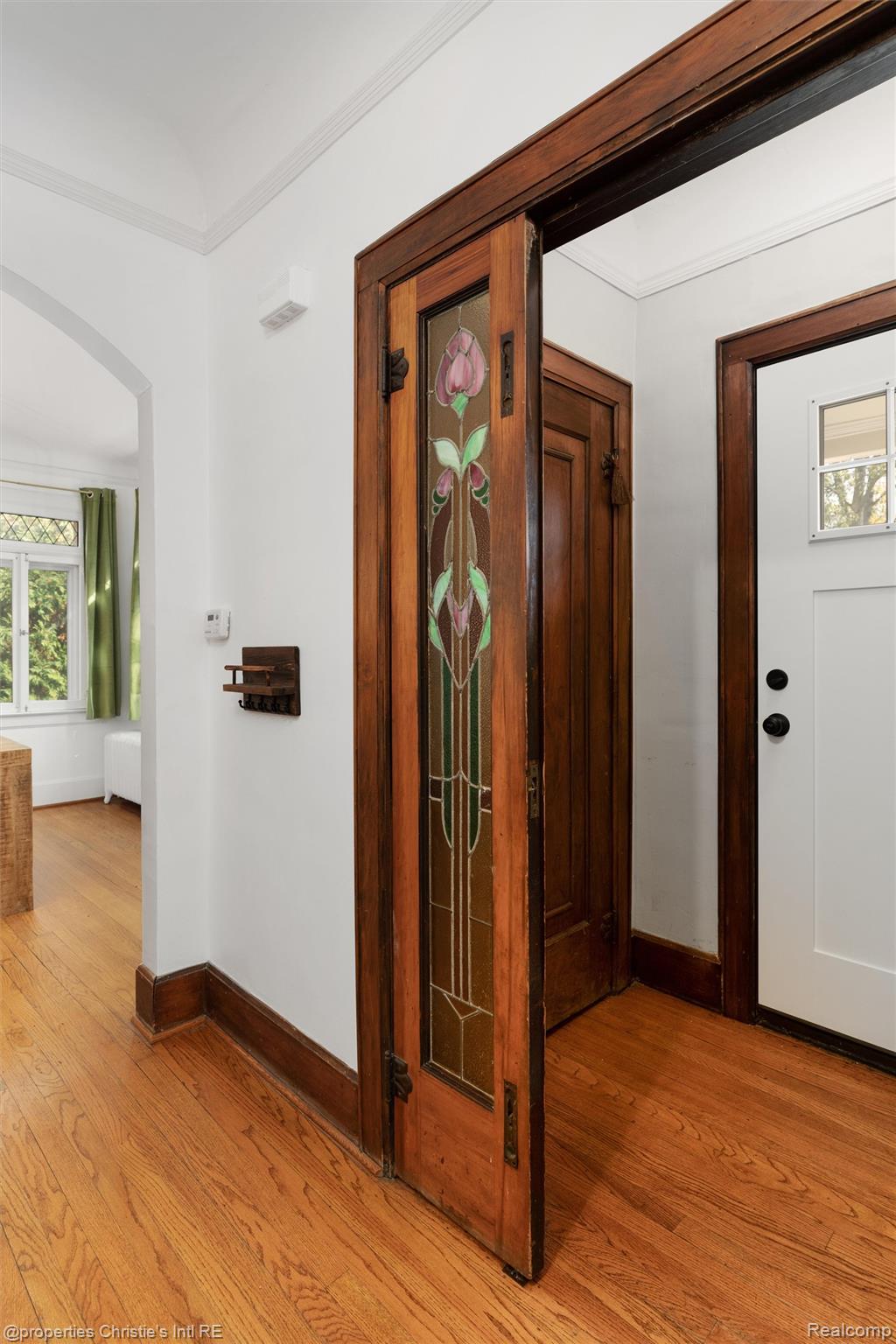 1409 Sunset Boulevard