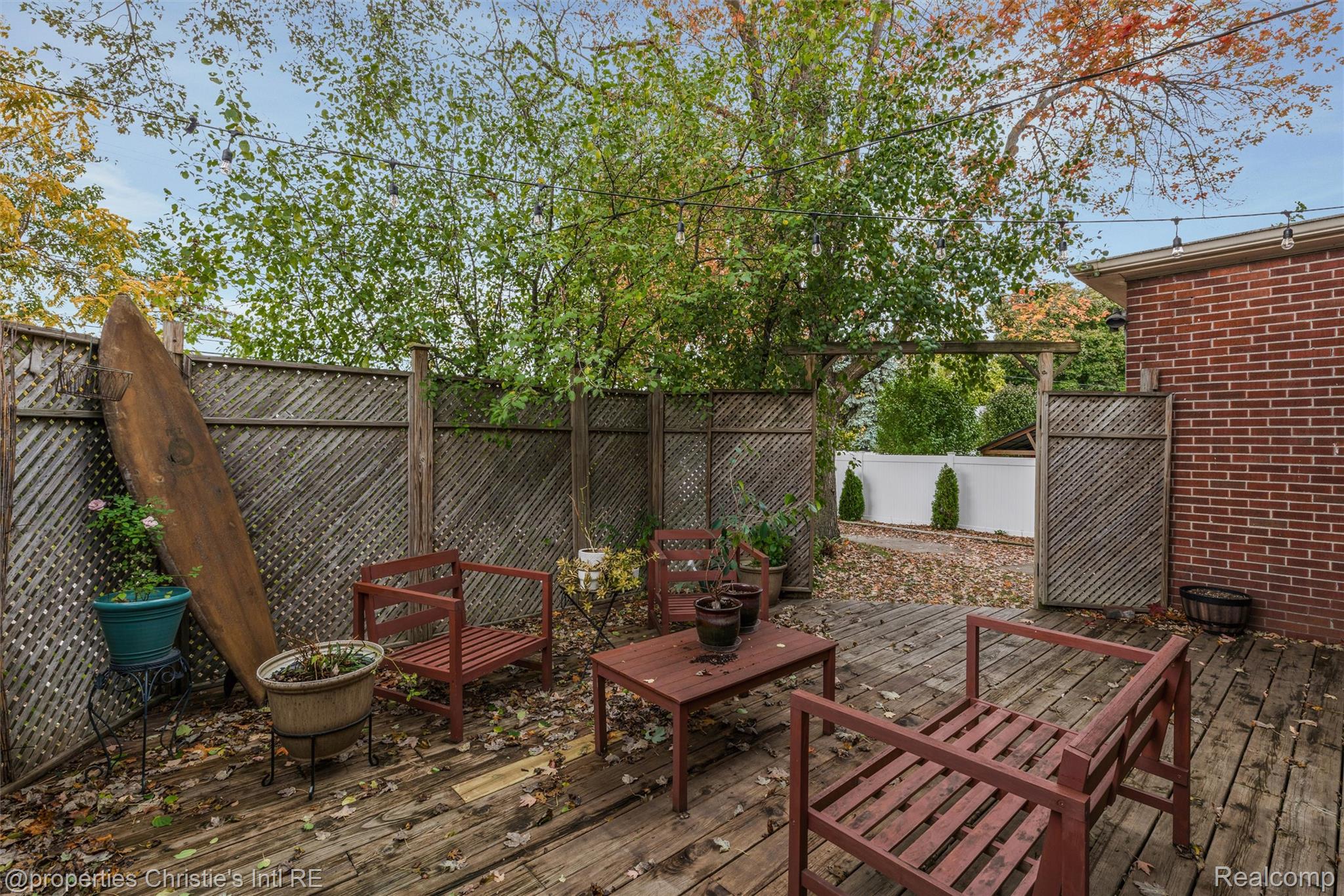 1409 Sunset Boulevard