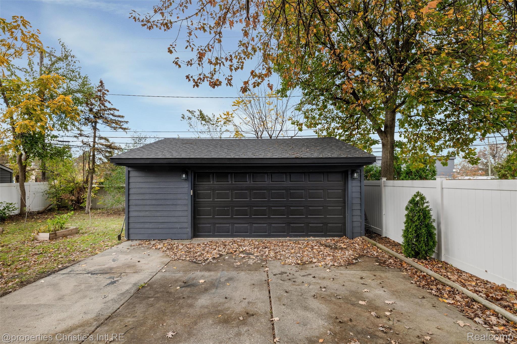 1409 Sunset Boulevard