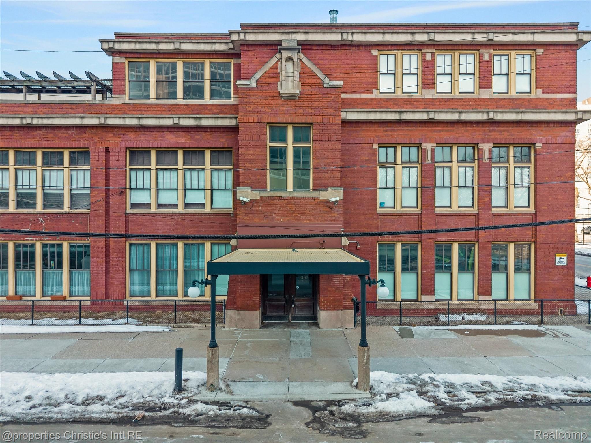 1395 Antietam Avenue 39