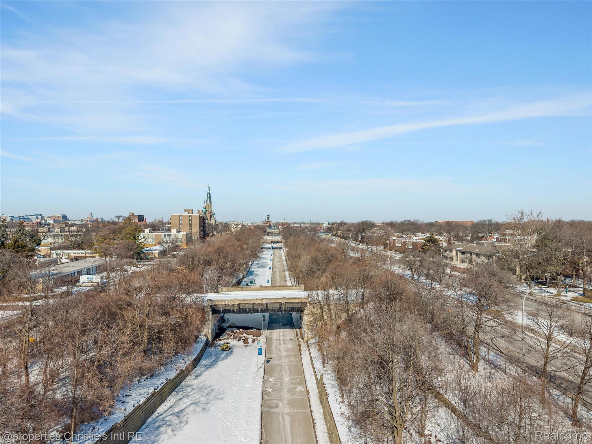 1395 Antietam Avenue 39