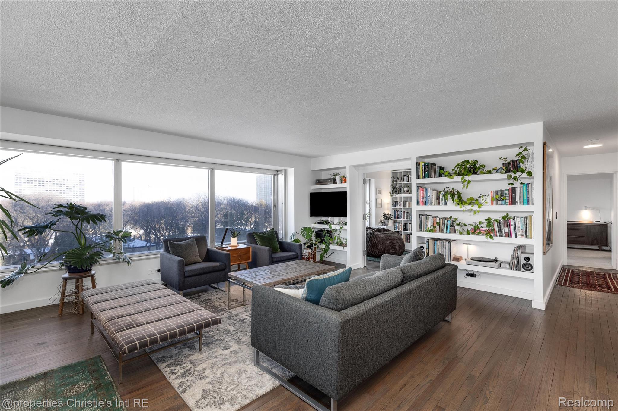 1300 E Lafayette Street 412