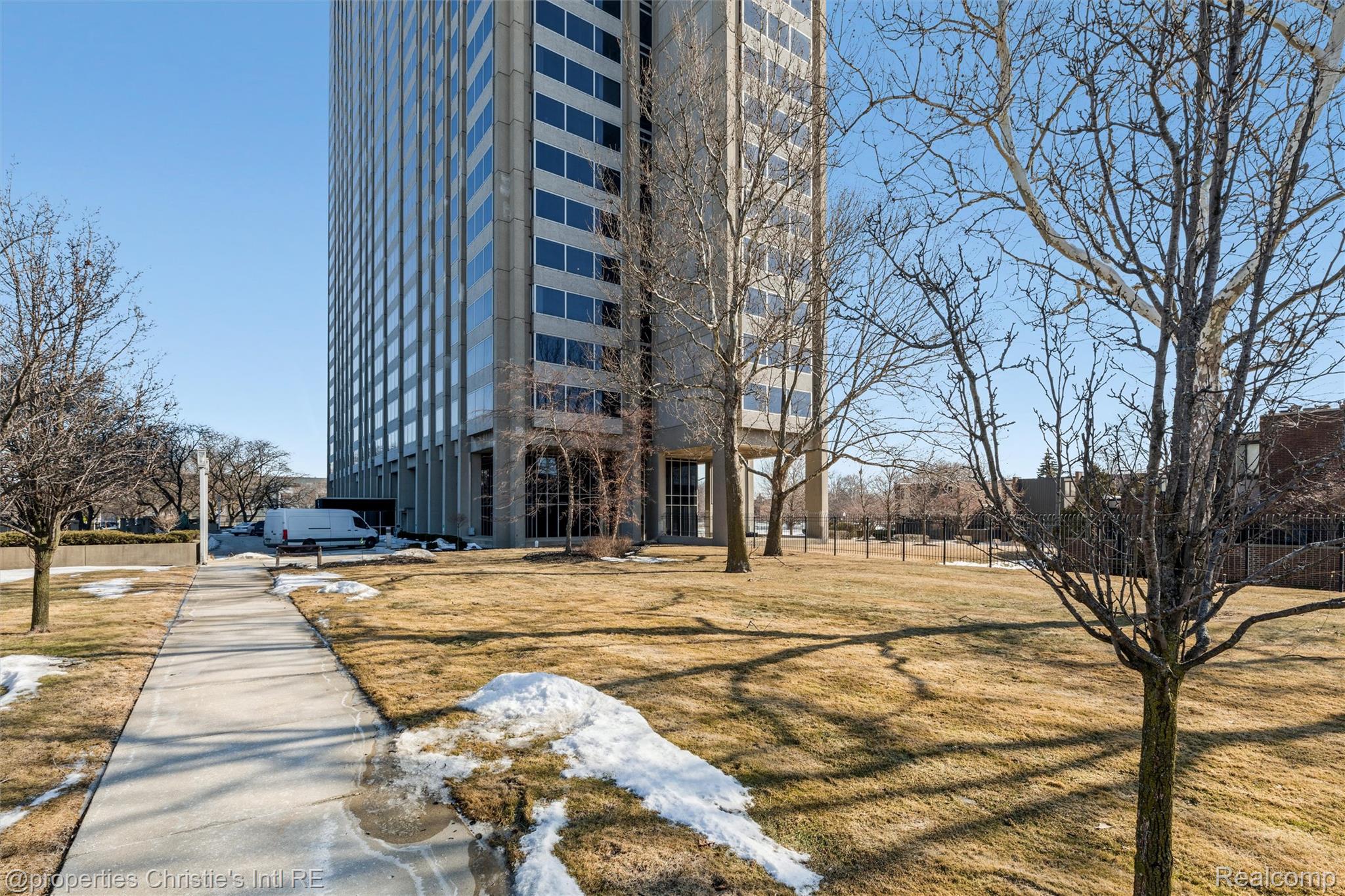 1300 E Lafayette Street 412