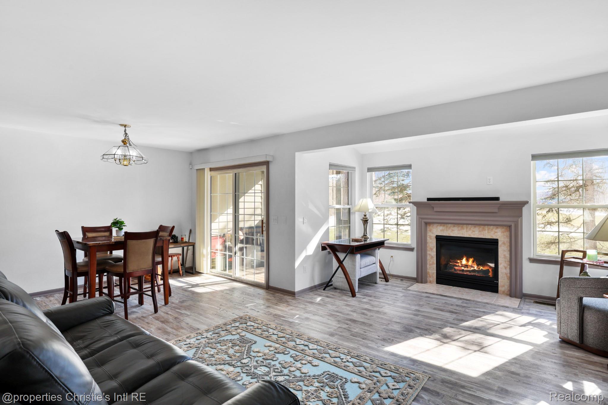 109 Village Place Drive 9