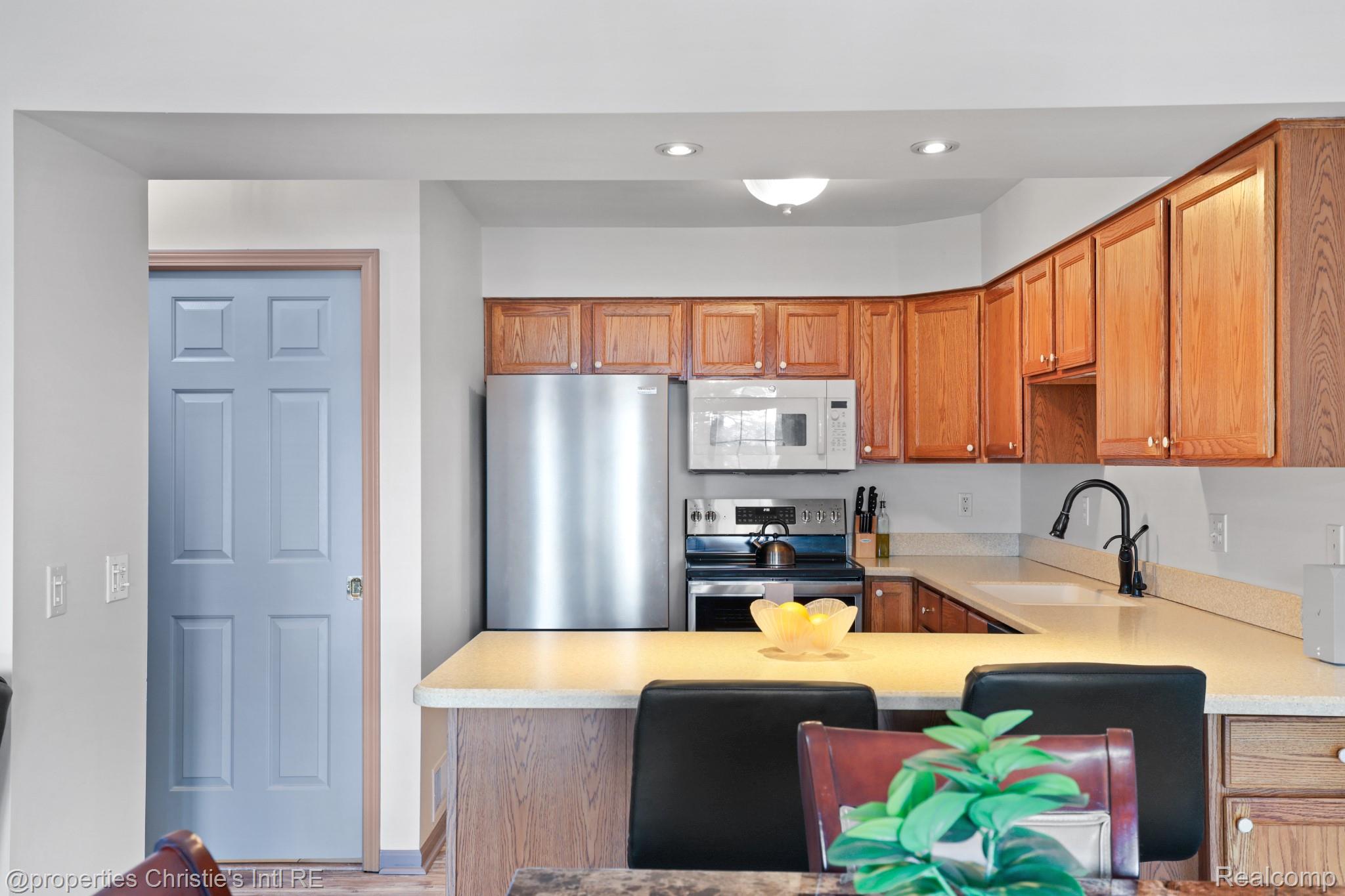 109 Village Place Drive 9