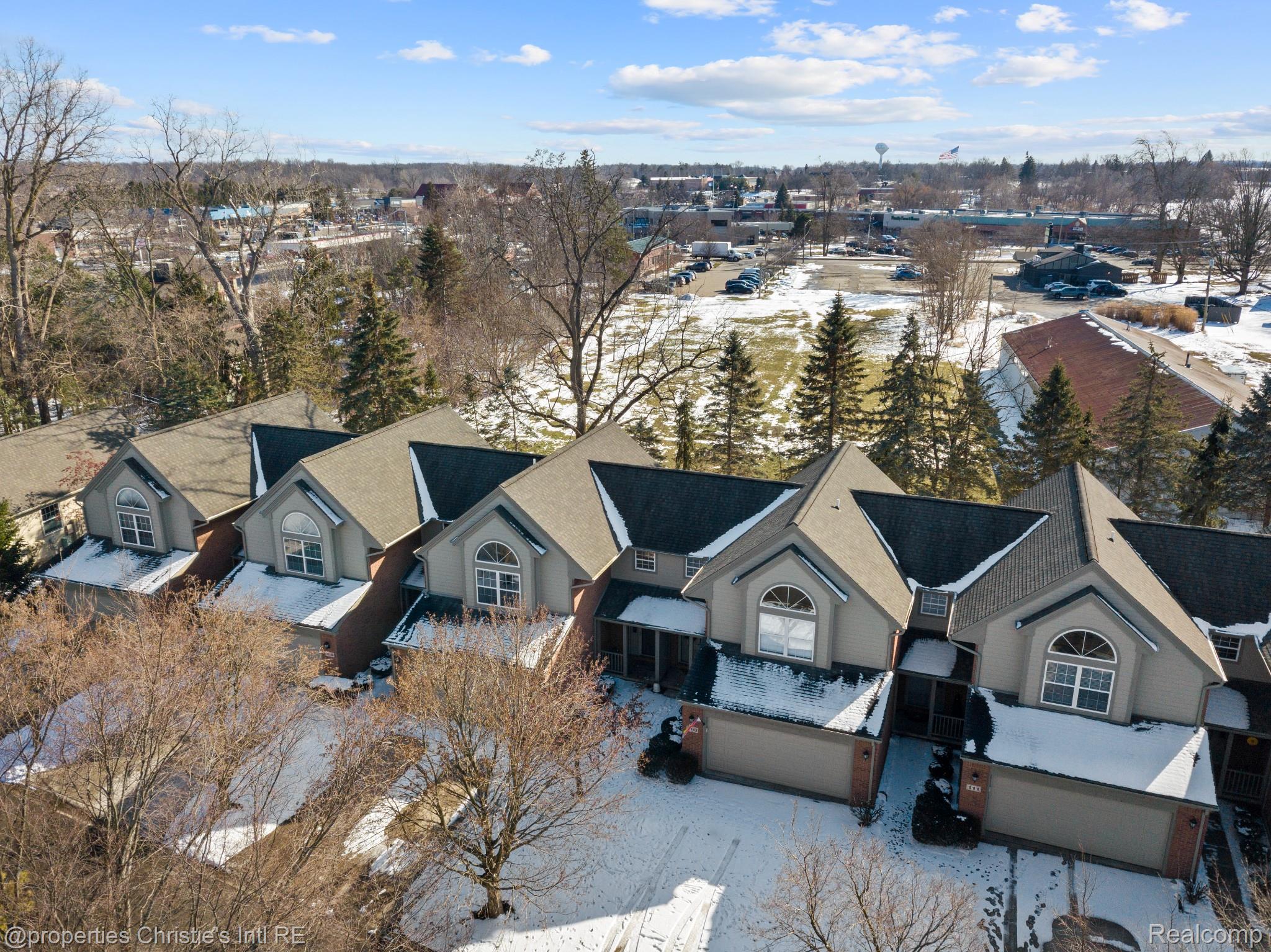 109 Village Place Drive 9