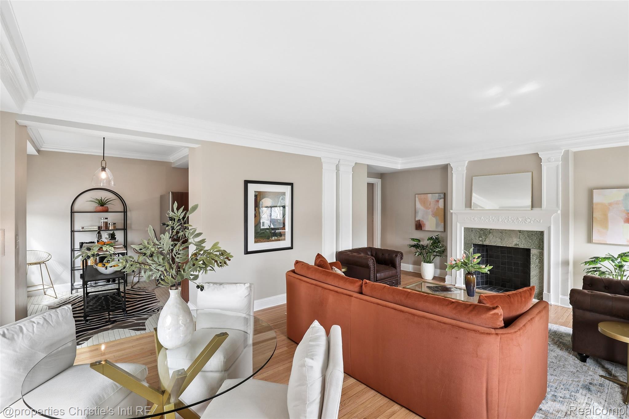 15 E Kirby Street 311