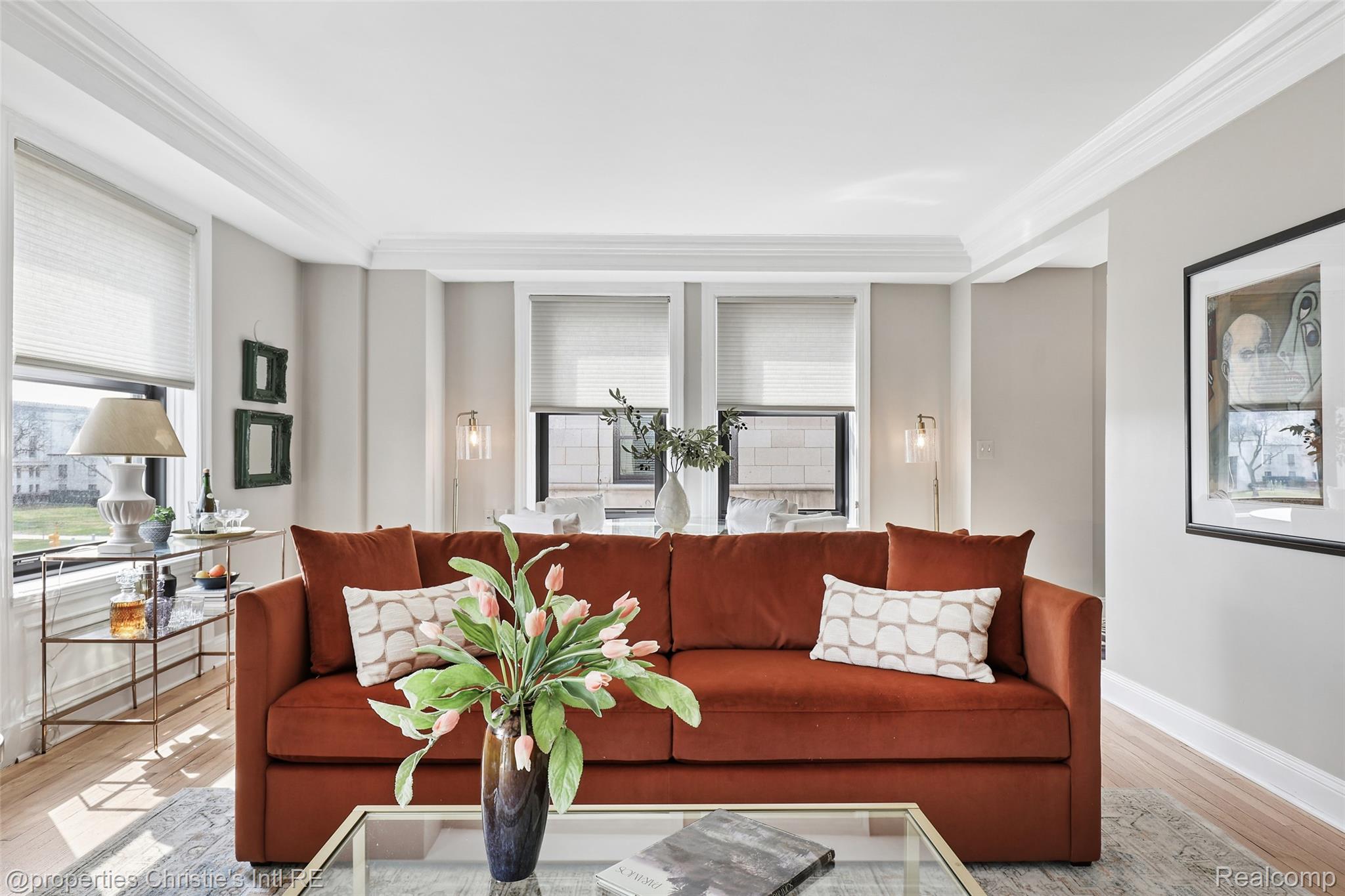 15 E Kirby Street 311