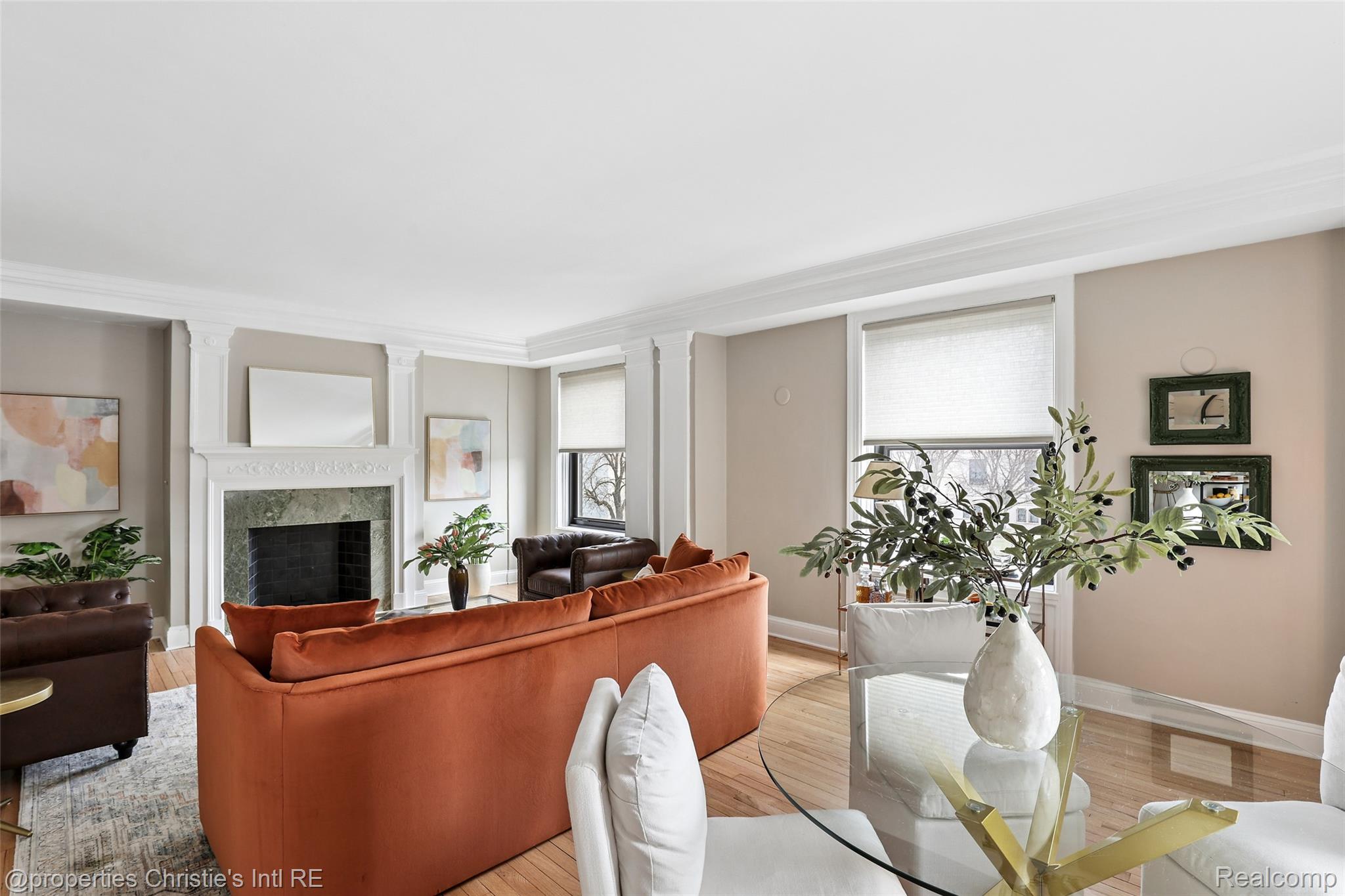 15 E Kirby Street 311