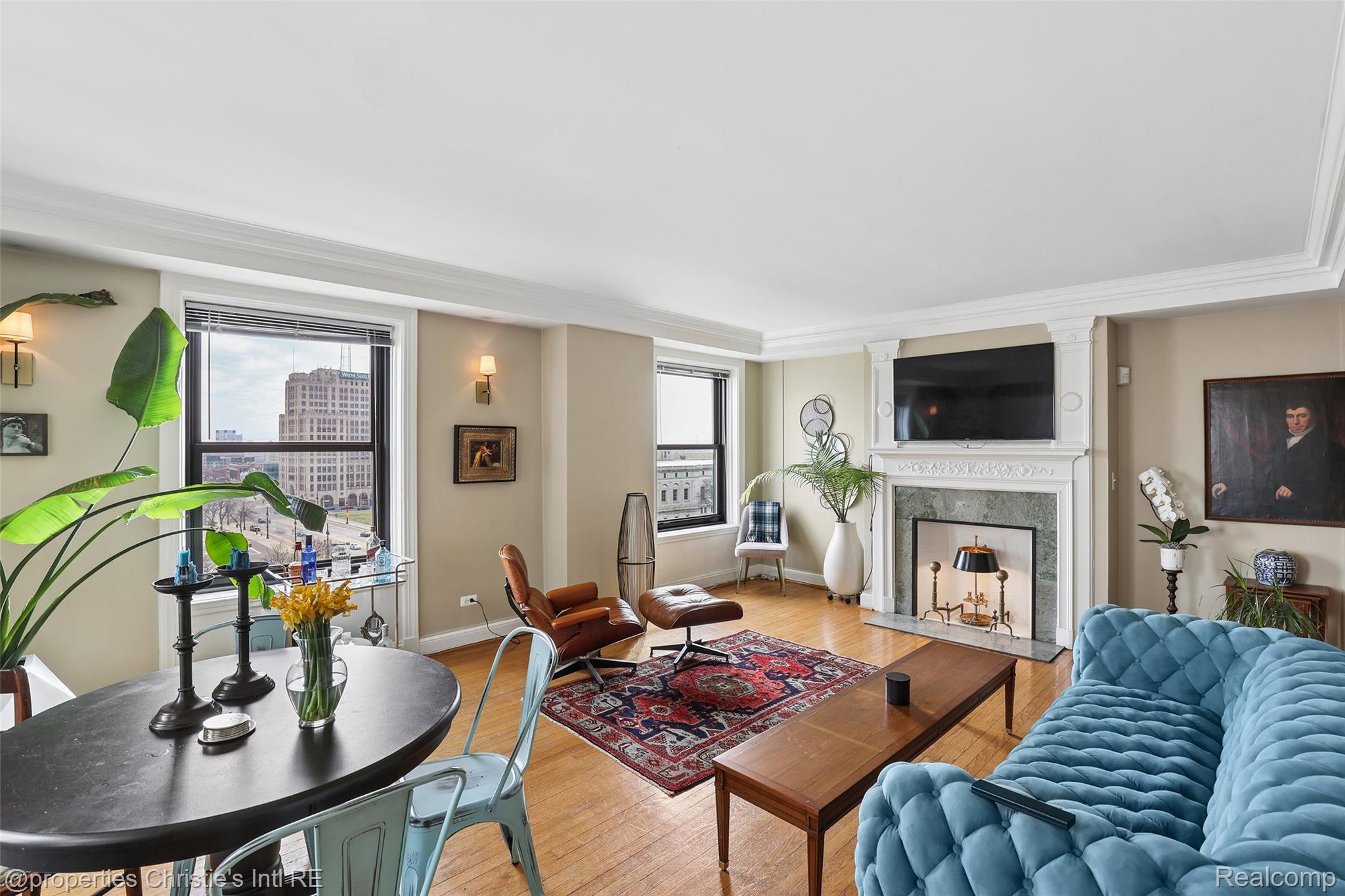 15 E Kirby Street 810