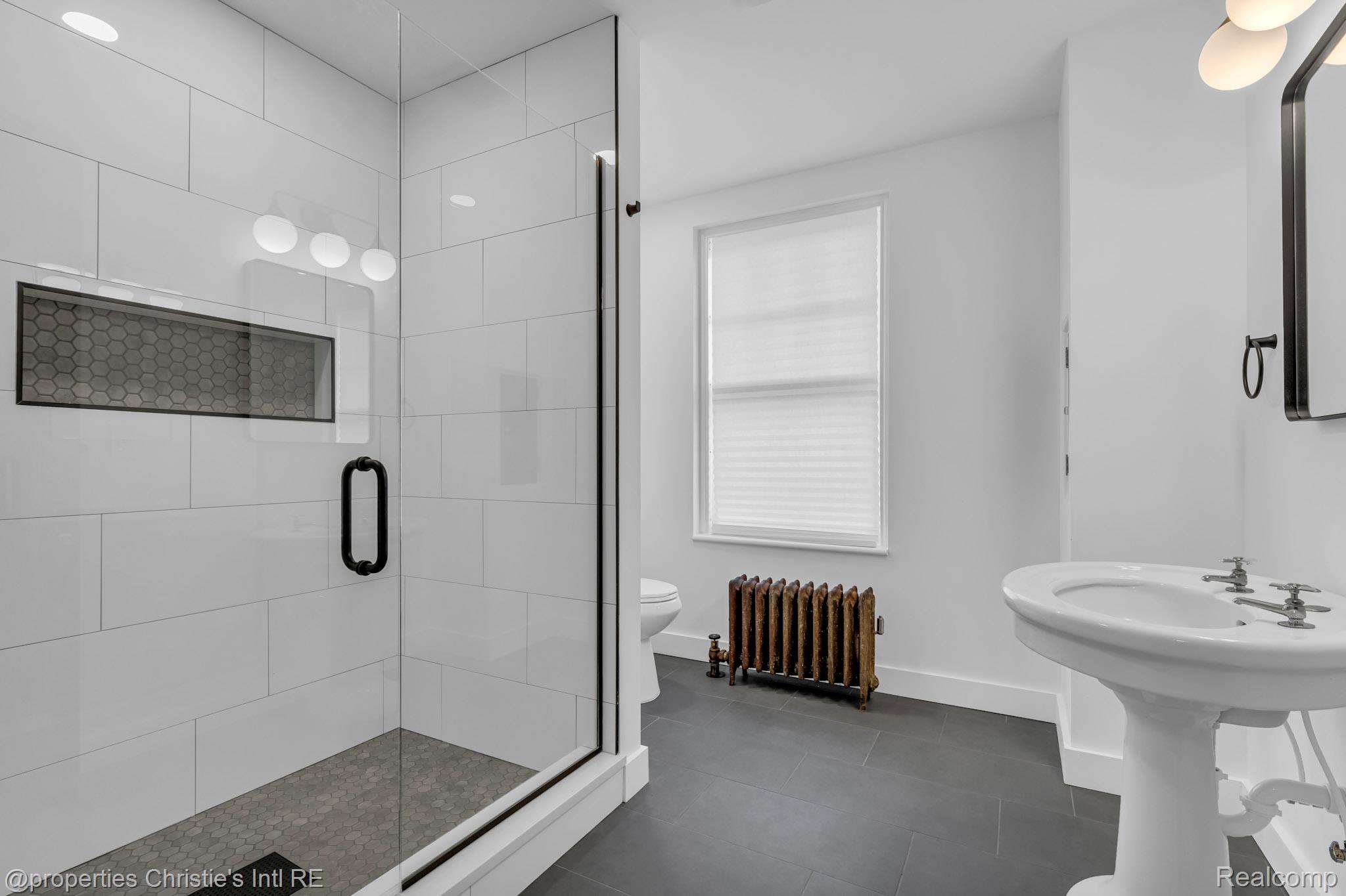 610 Chicago Boulevard