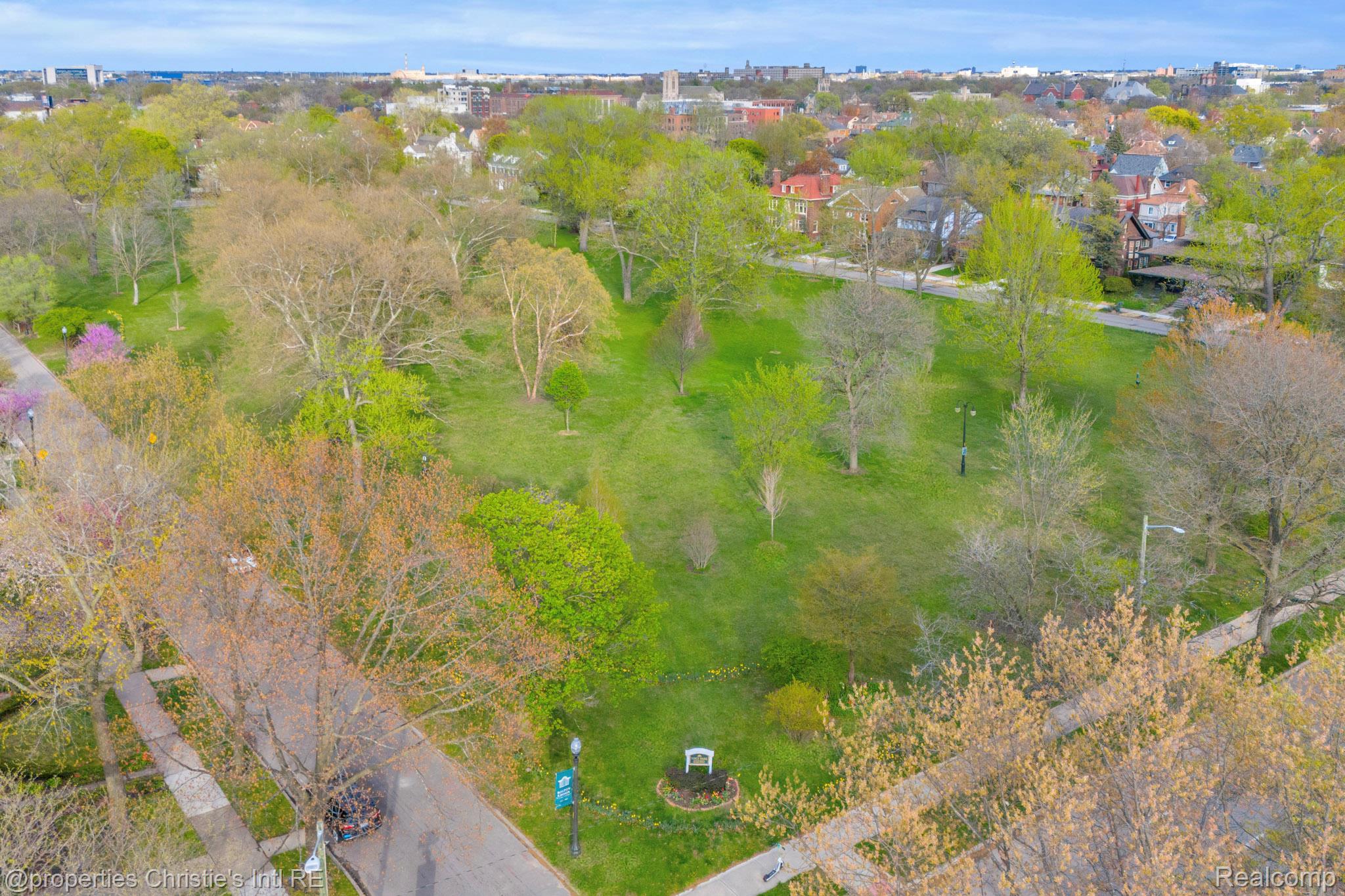 610 Chicago Boulevard