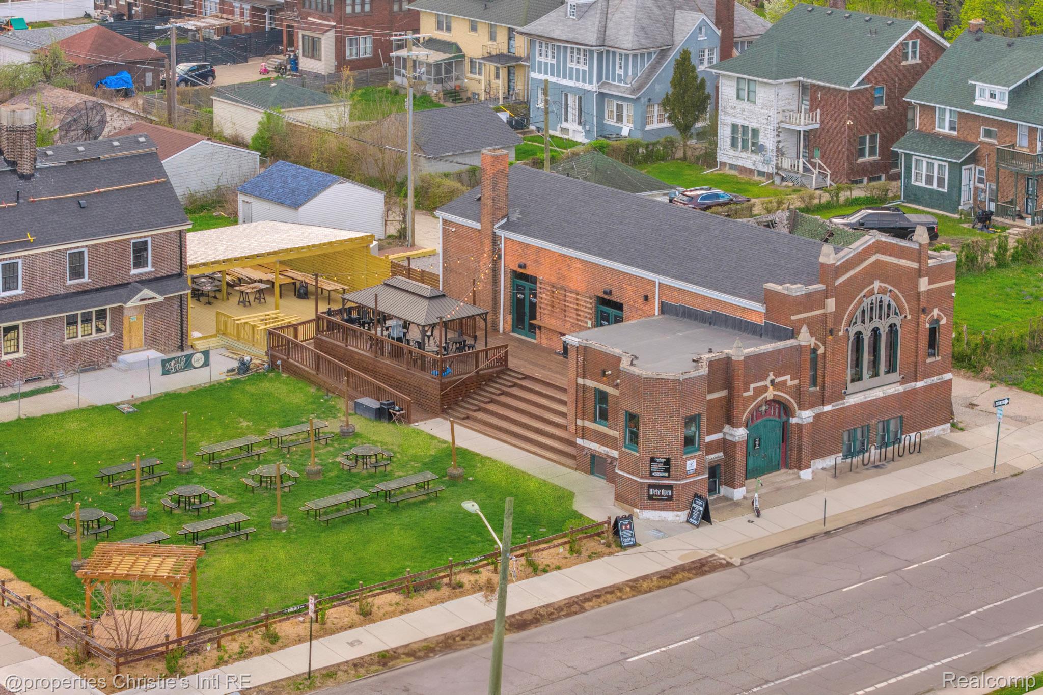 610 Chicago Boulevard