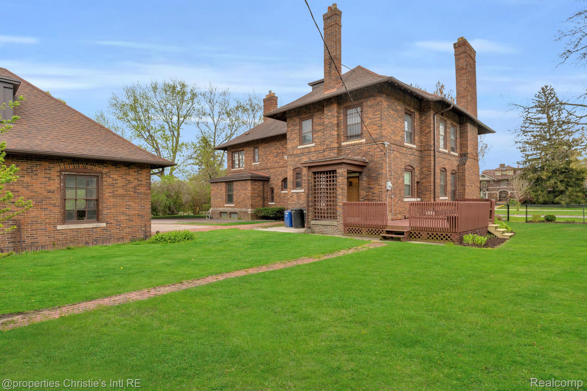 610 Chicago Boulevard