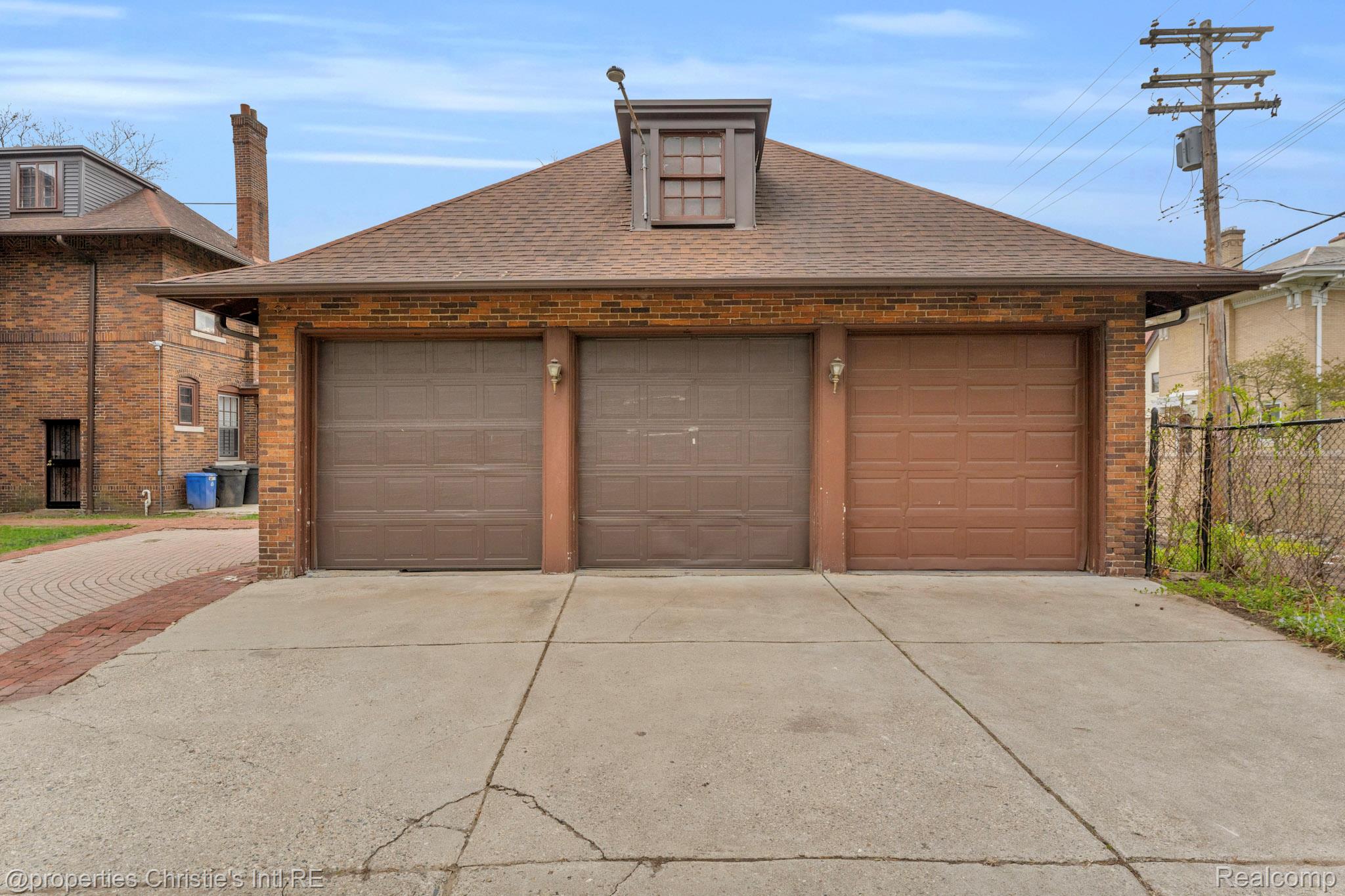 610 Chicago Boulevard