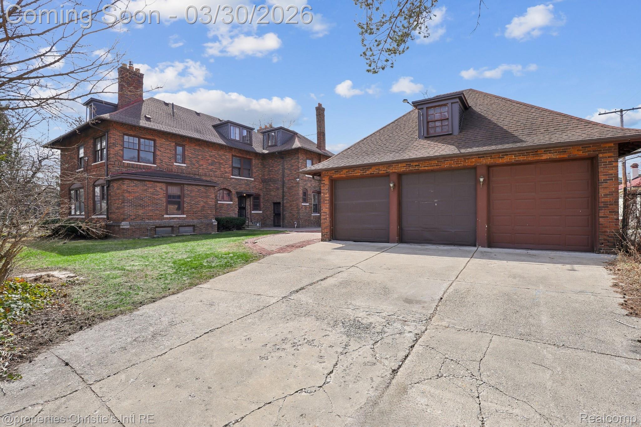 610 Chicago Boulevard